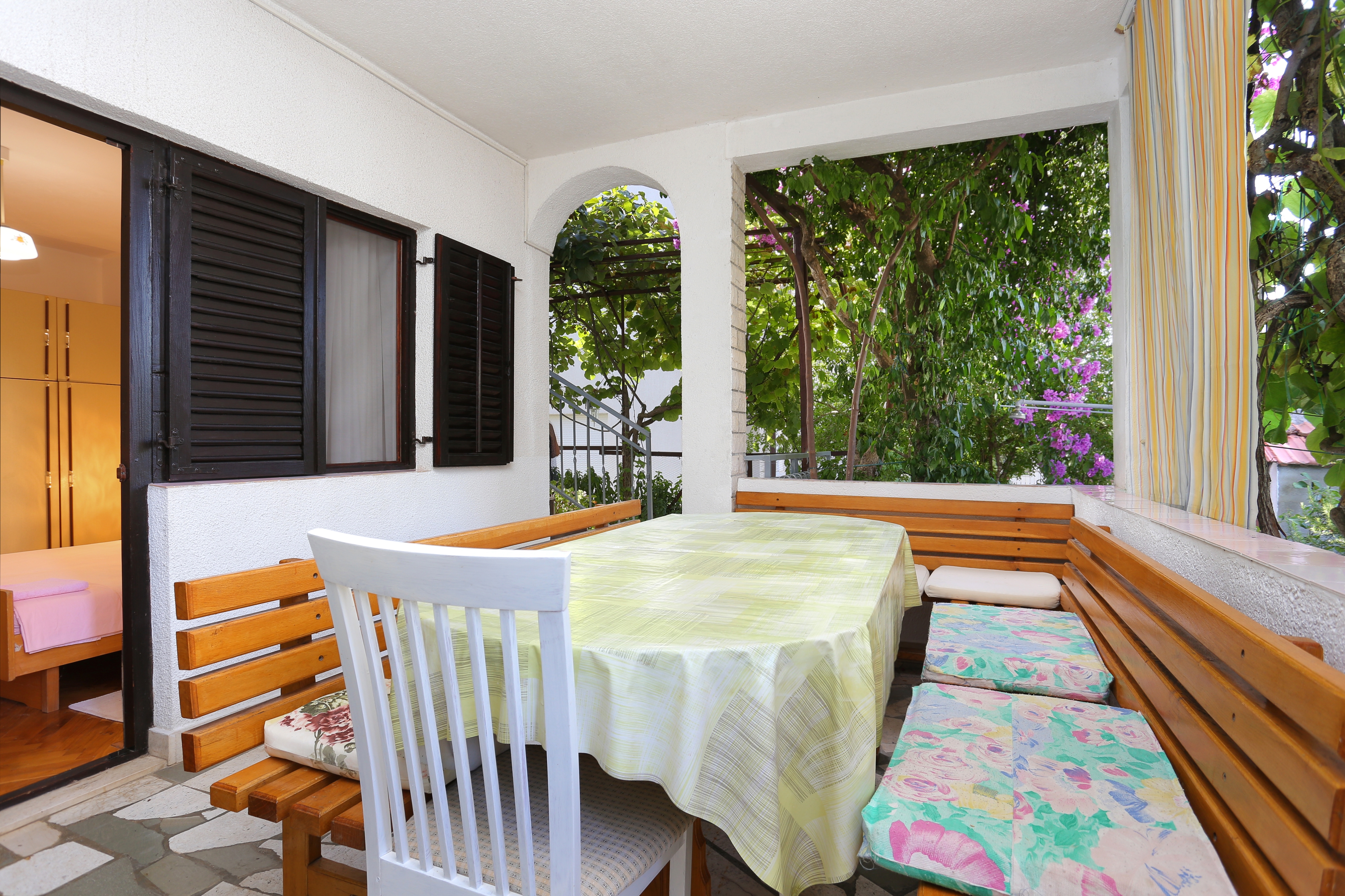 Two bedroom apartment with terrace Okrug Gornji, Čiovo (A-1069-a)