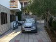 Parking lot Bušinci, Čiovo, Parking lot 1071 - Apartments near sea with pebble beach.