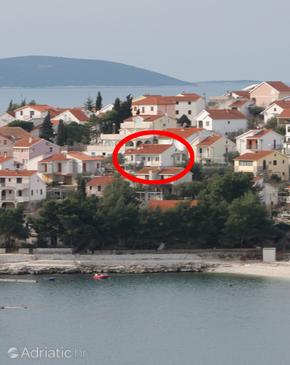 Property Bušinci, Čiovo, Property 1071 - Apartments near sea with pebble beach.
