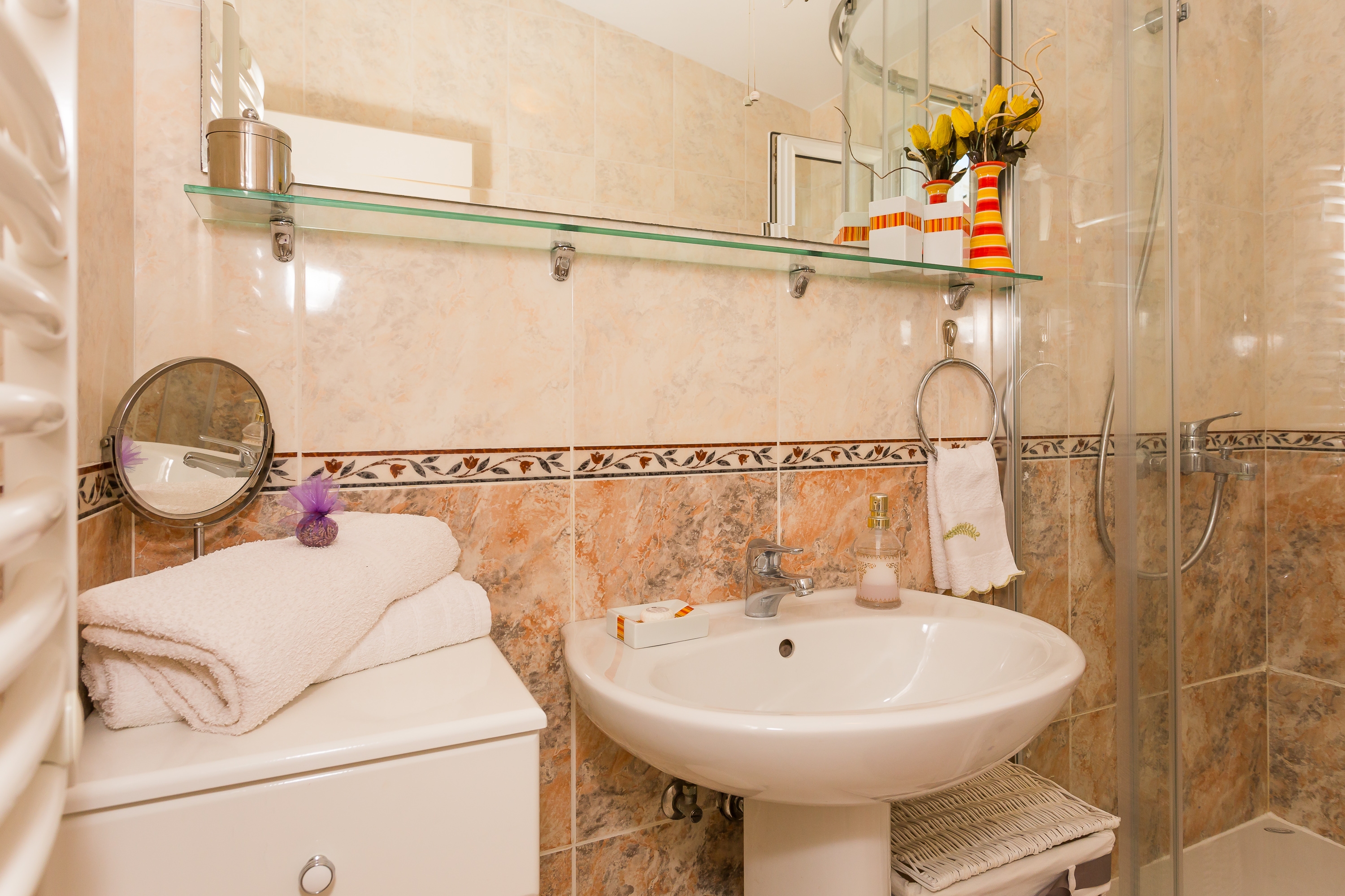 Two bedroom apartment with terrace and sea view Rastići, Čiovo  A-b