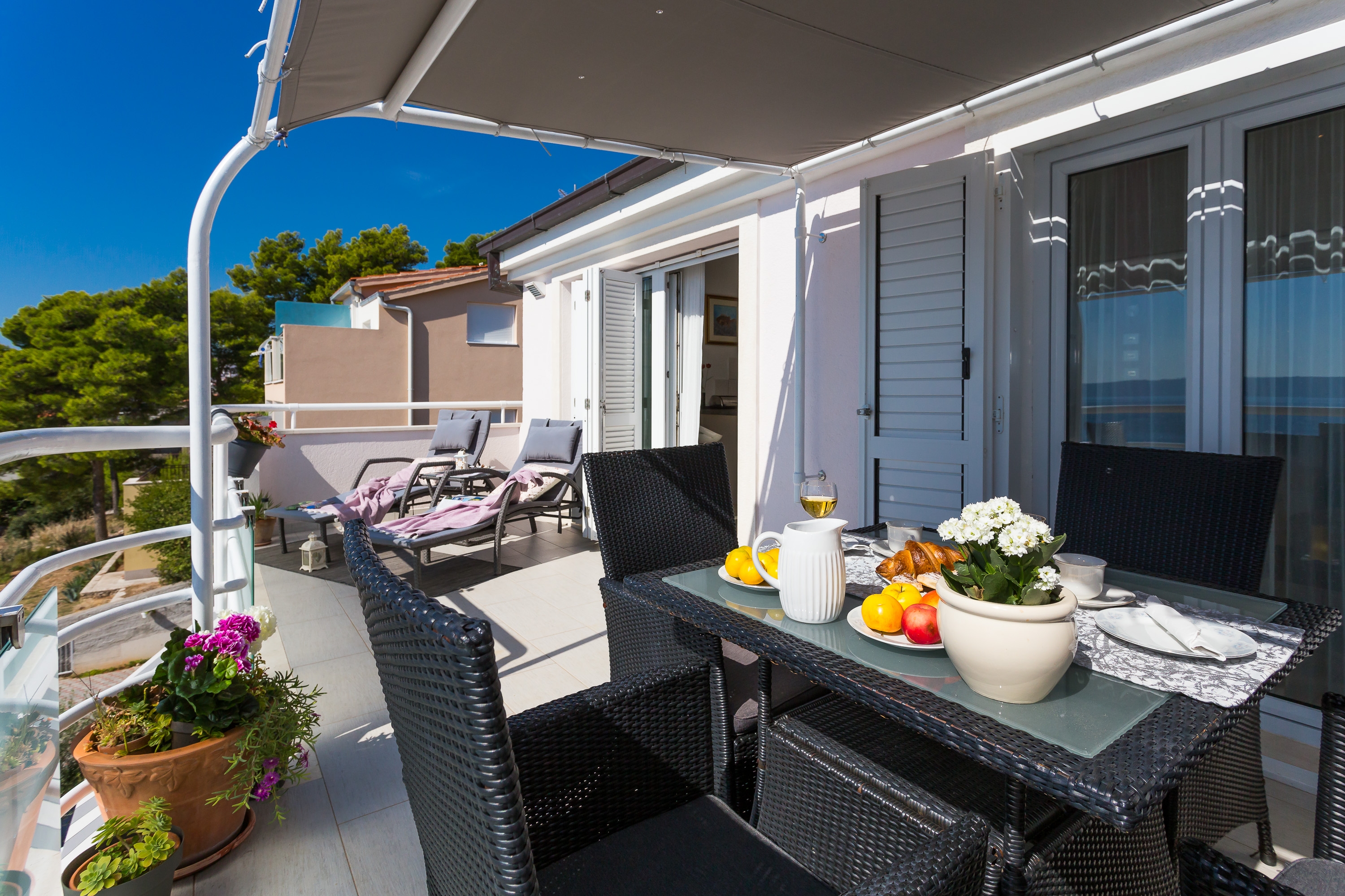 Two bedroom apartment with terrace and sea view Rastići, Čiovo  A-b