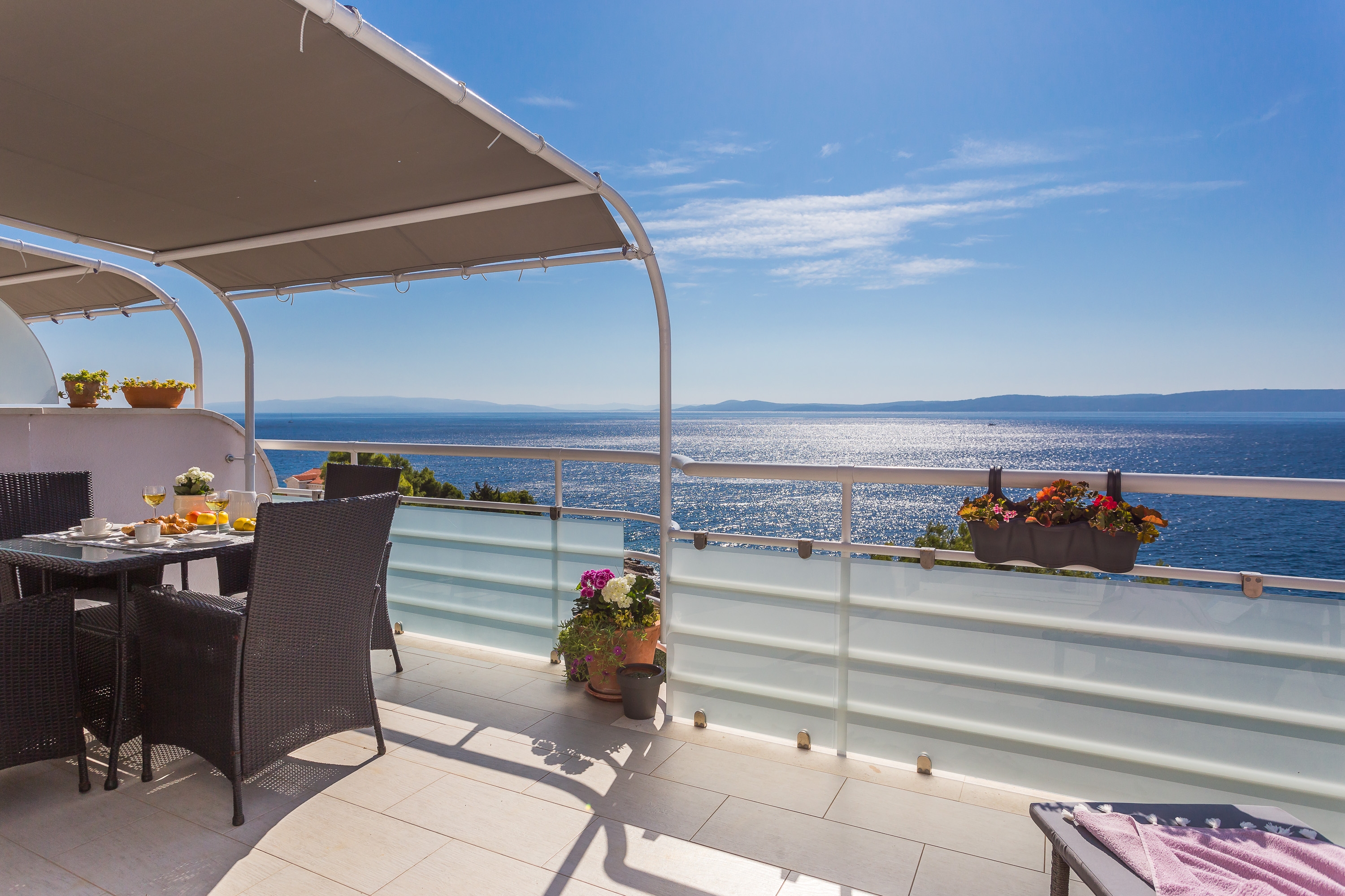Two bedroom apartment with terrace and sea view Rastići, Čiovo  A-b