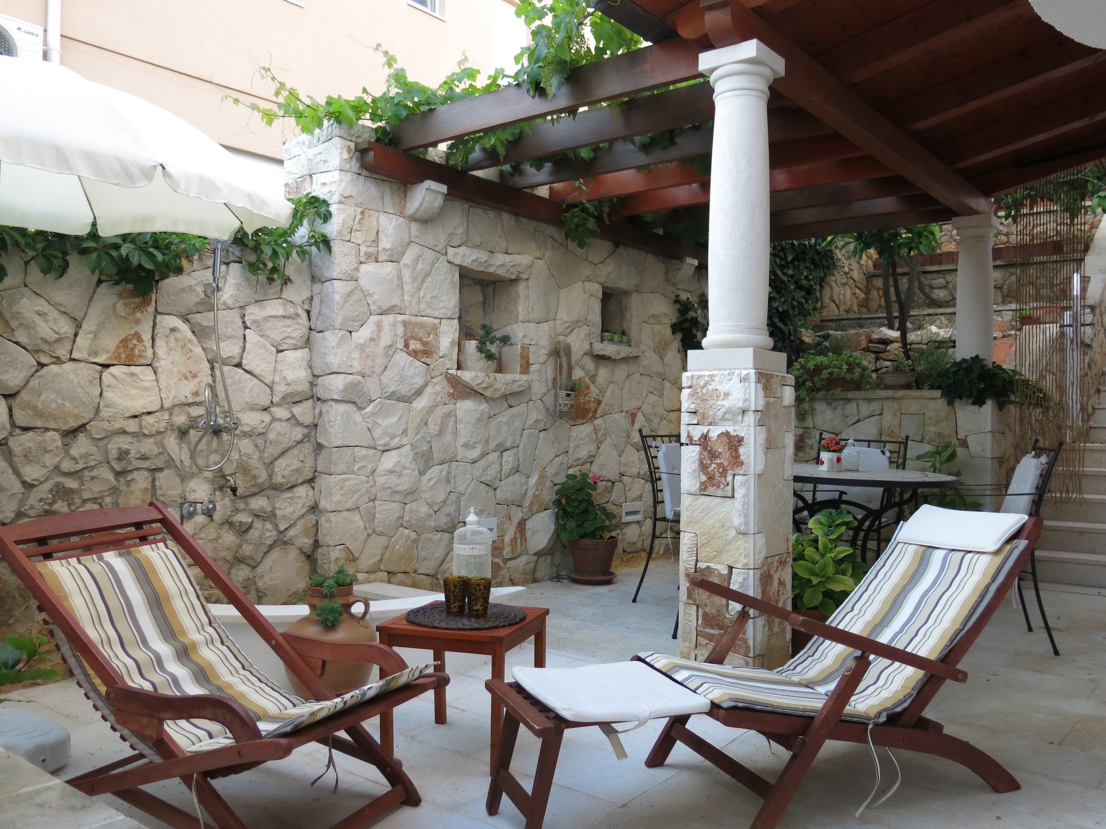 One bedroom apartment with terrace and sea view Rastići, Čiovo  A-c