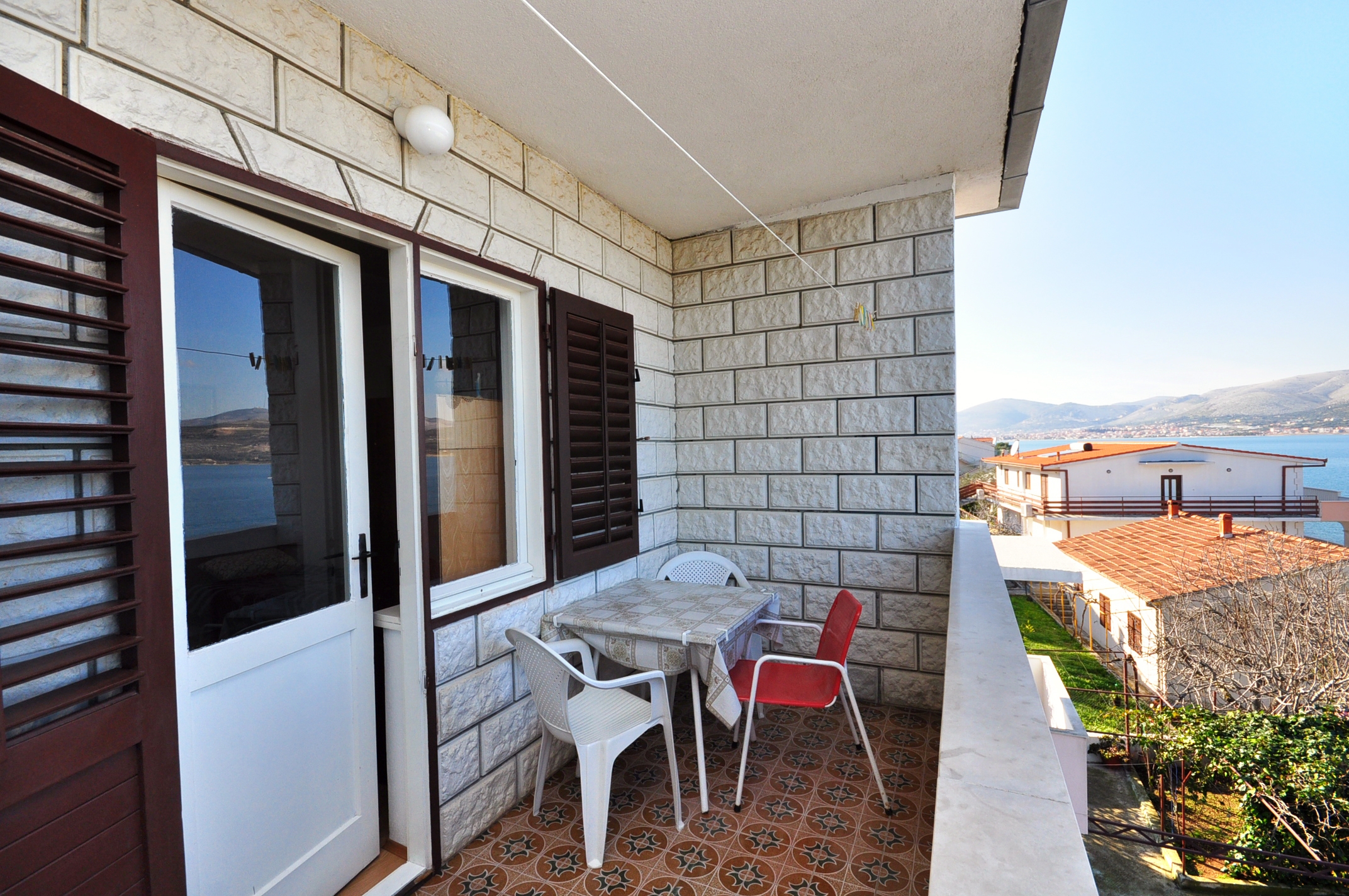 Two bedroom apartment near beach Arbanija, Čiovo  A-b