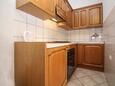 Rogoznica, Kitchen in the apartment, (pet friendly) and WiFi.