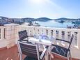 Rogoznica, Terrace in the apartment, with a sea view, (pet friendly) and WiFi.