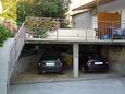 Parking lot Marina, Trogir, Parking lot 1088 - Apartments with pebble beach.