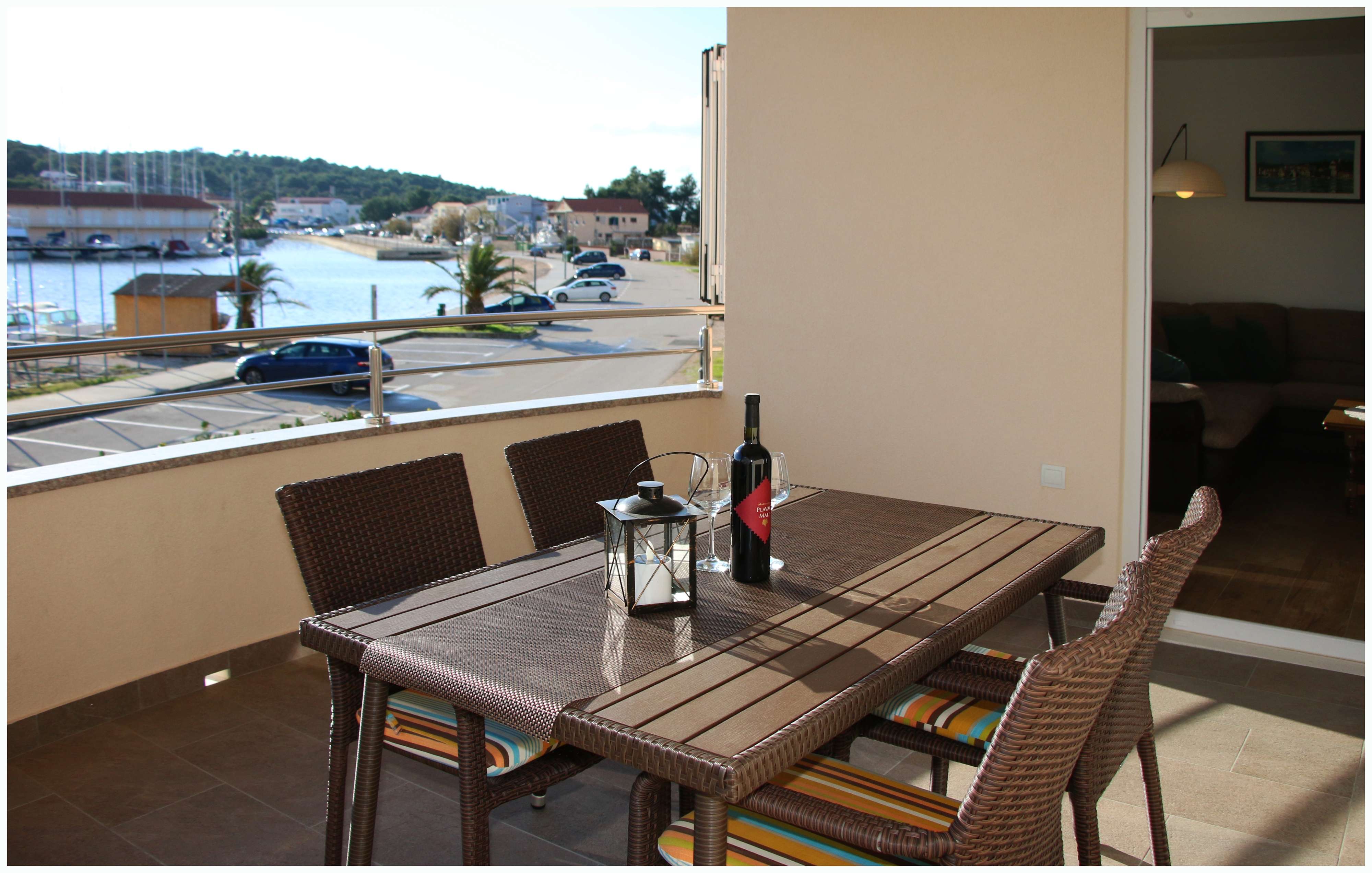 Two bedroom apartment with terrace and sea view Rogoznica  A-a