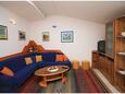 Obývací pokoj Rogoznica, Obývací pokoj v ubytování typu apartment, s klimatizací a WiFi.