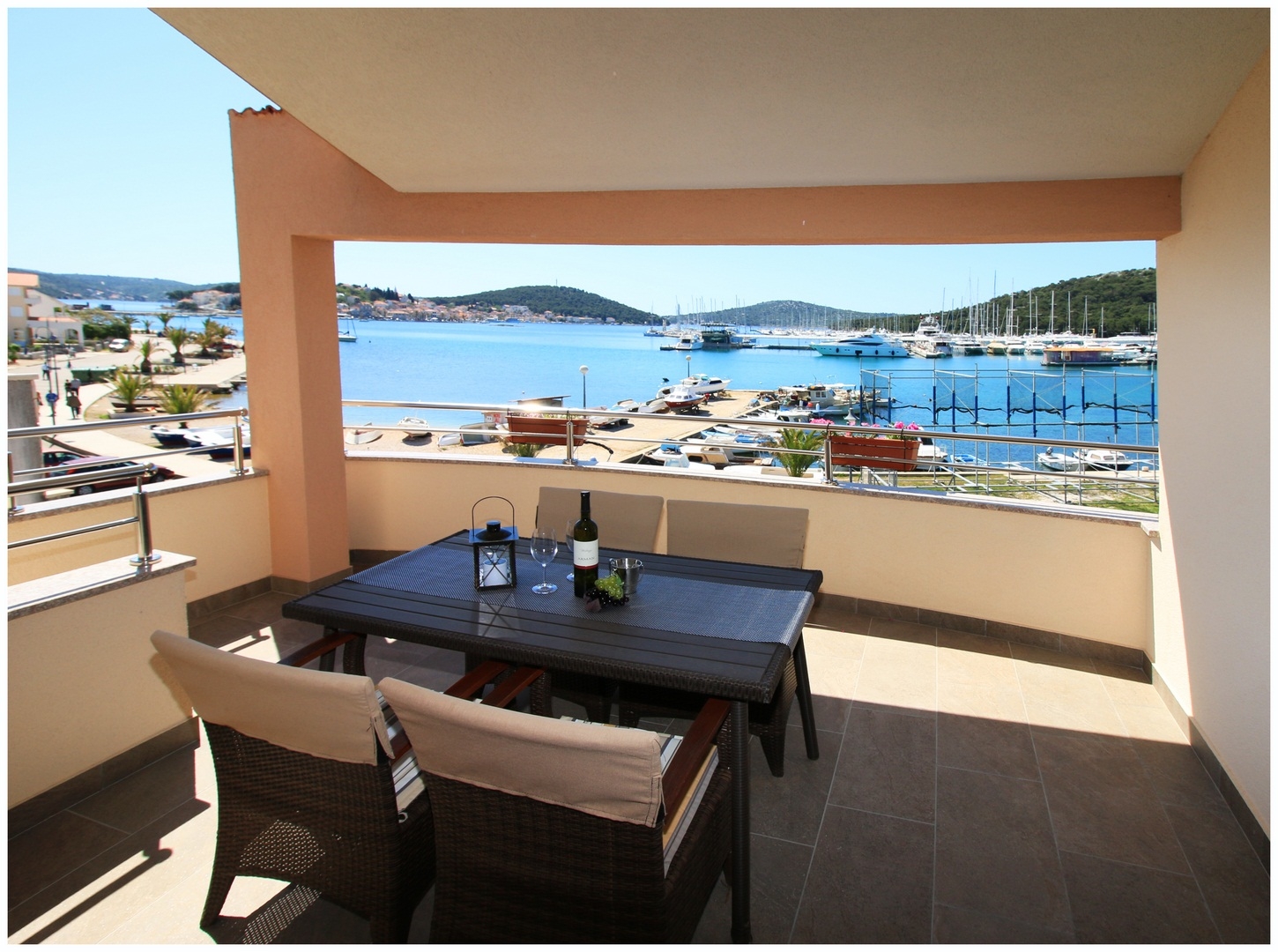 Ferienwohnung im Ort Rogoznica (Rogoznica), Kapazi Ferienwohnung  Sibenik Riviera