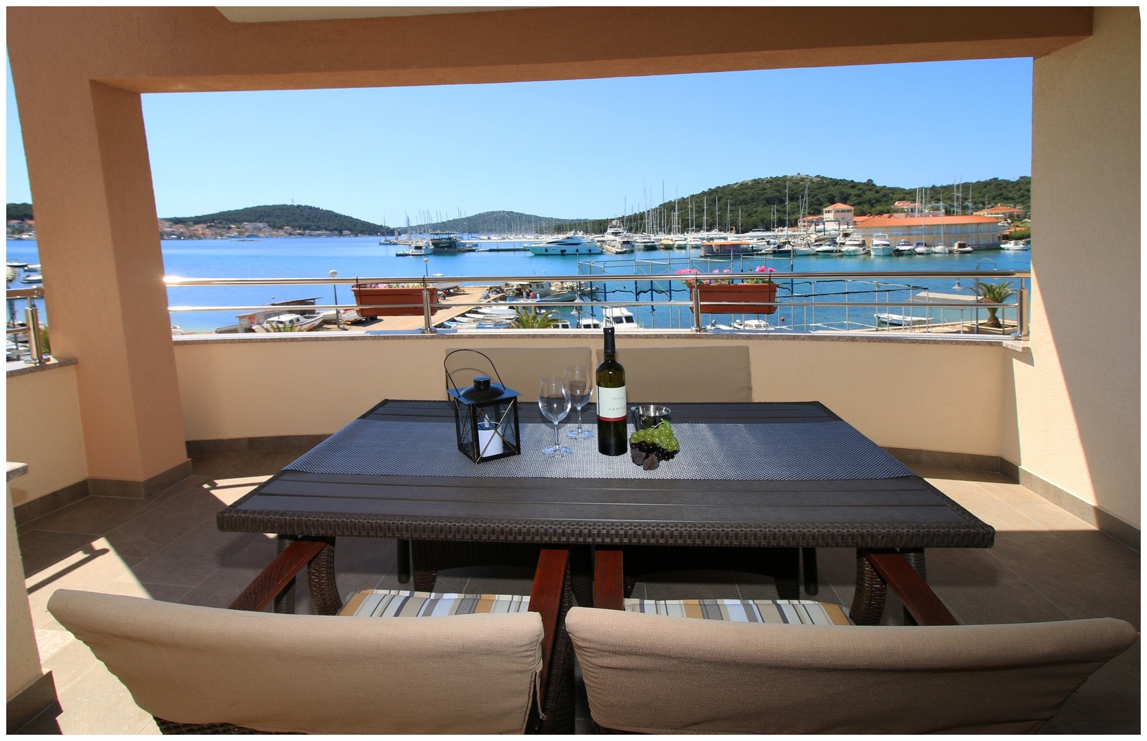 Two bedroom apartment with terrace and sea view Rogoznica (A-1089-d)