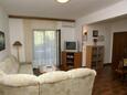 Гостиная Slatine, Гостиная в размещении типа apartment, доступный кондиционер, Домашние животные допускаются и WiFi.