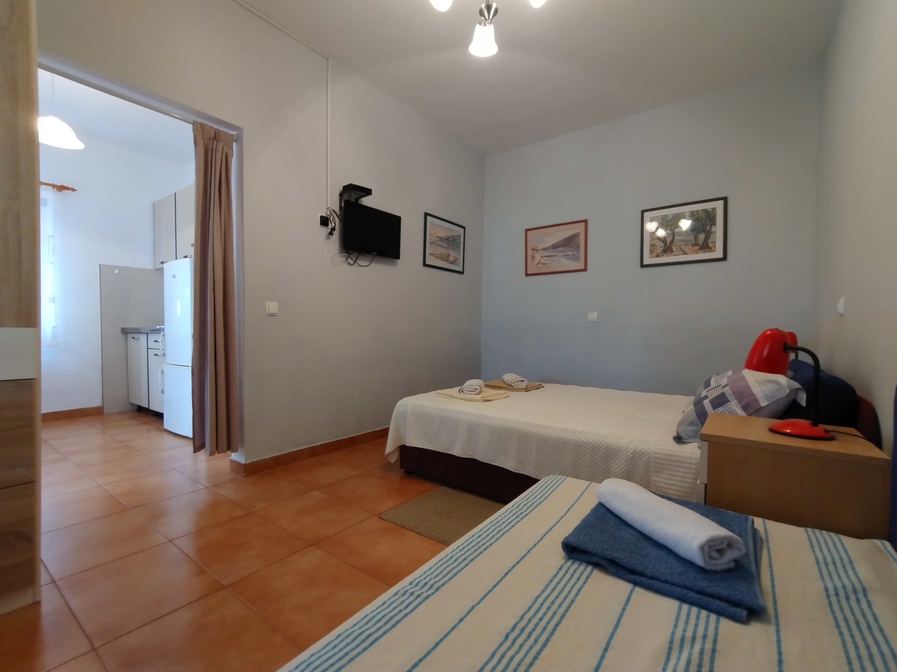 One bedroom apartment with terrace and sea view Vinišće, Trogir  A-a