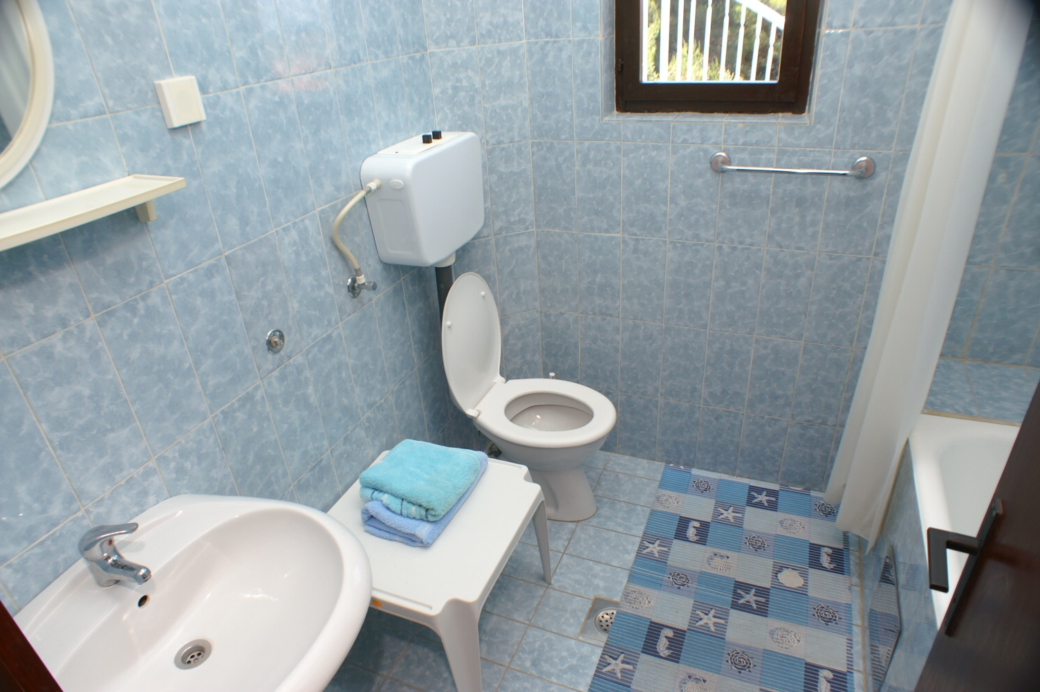 Three bedroom apartment with balcony and sea view Kanica, Rogoznica  A-b