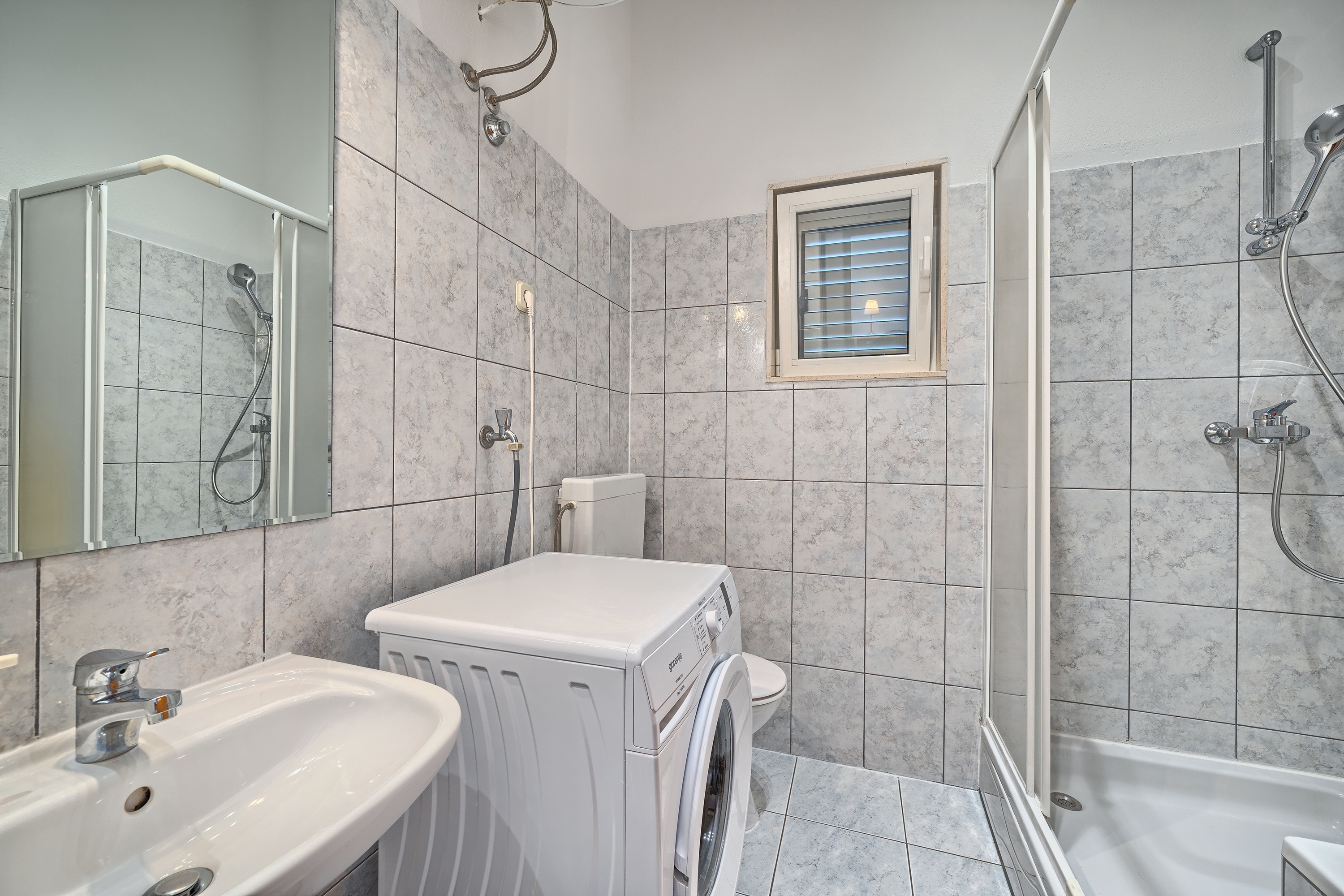 Three bedroom apartment with balcony and sea view Kanica, Rogoznica  A-c