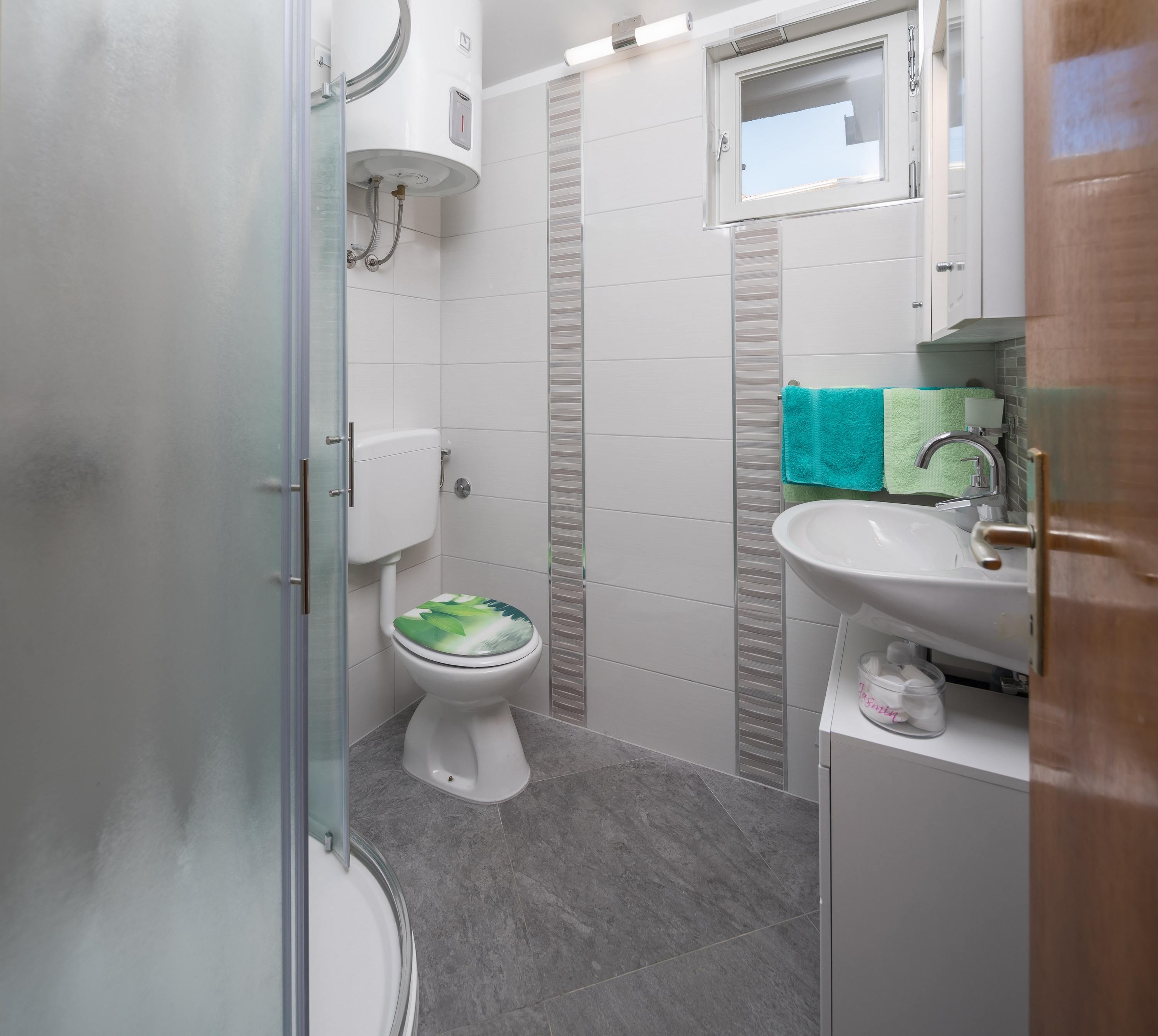 Three bedroom house with terrace and sea view Kanica, Rogoznica  K