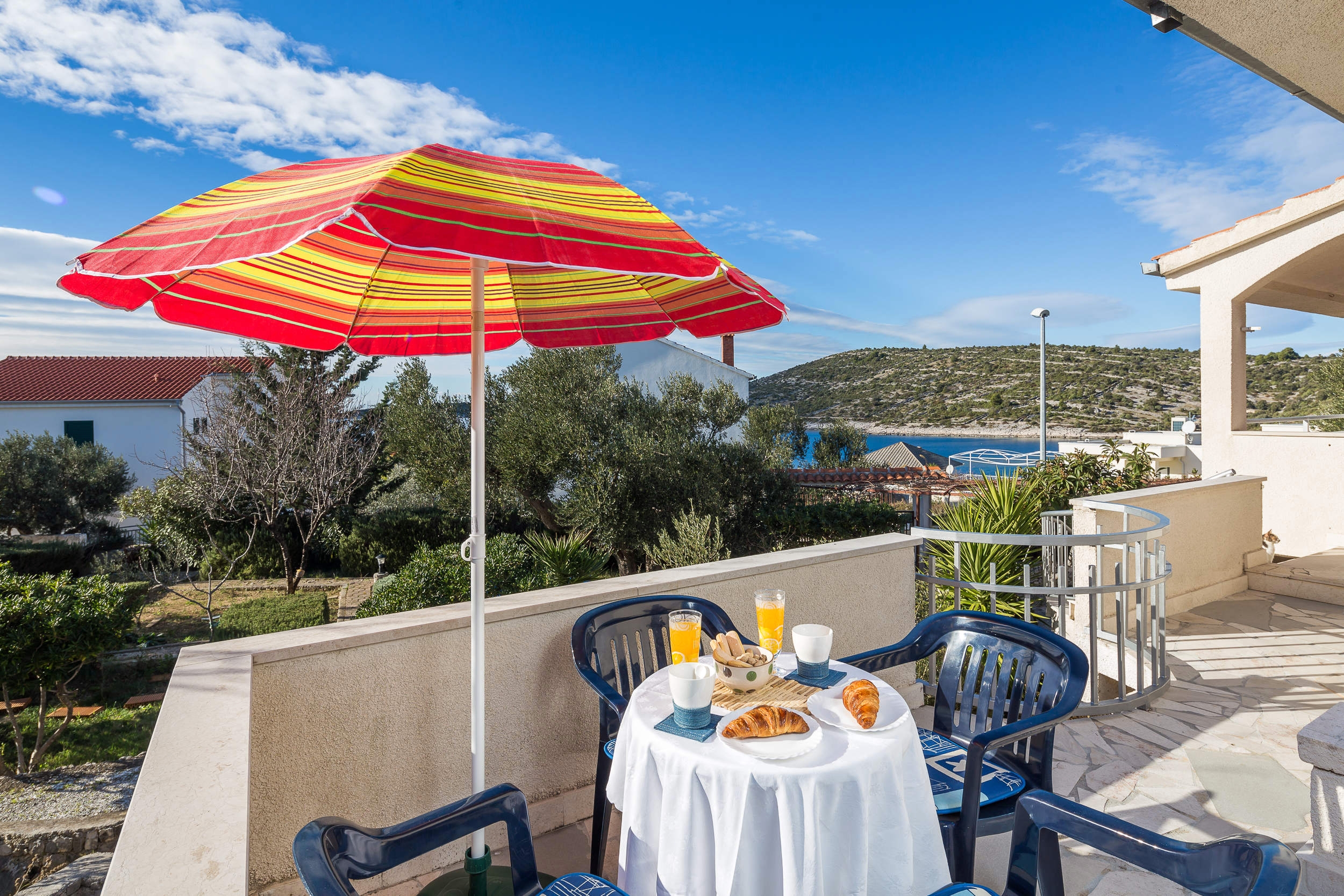 Three bedroom house with terrace and sea view Kanica, Rogoznica  K