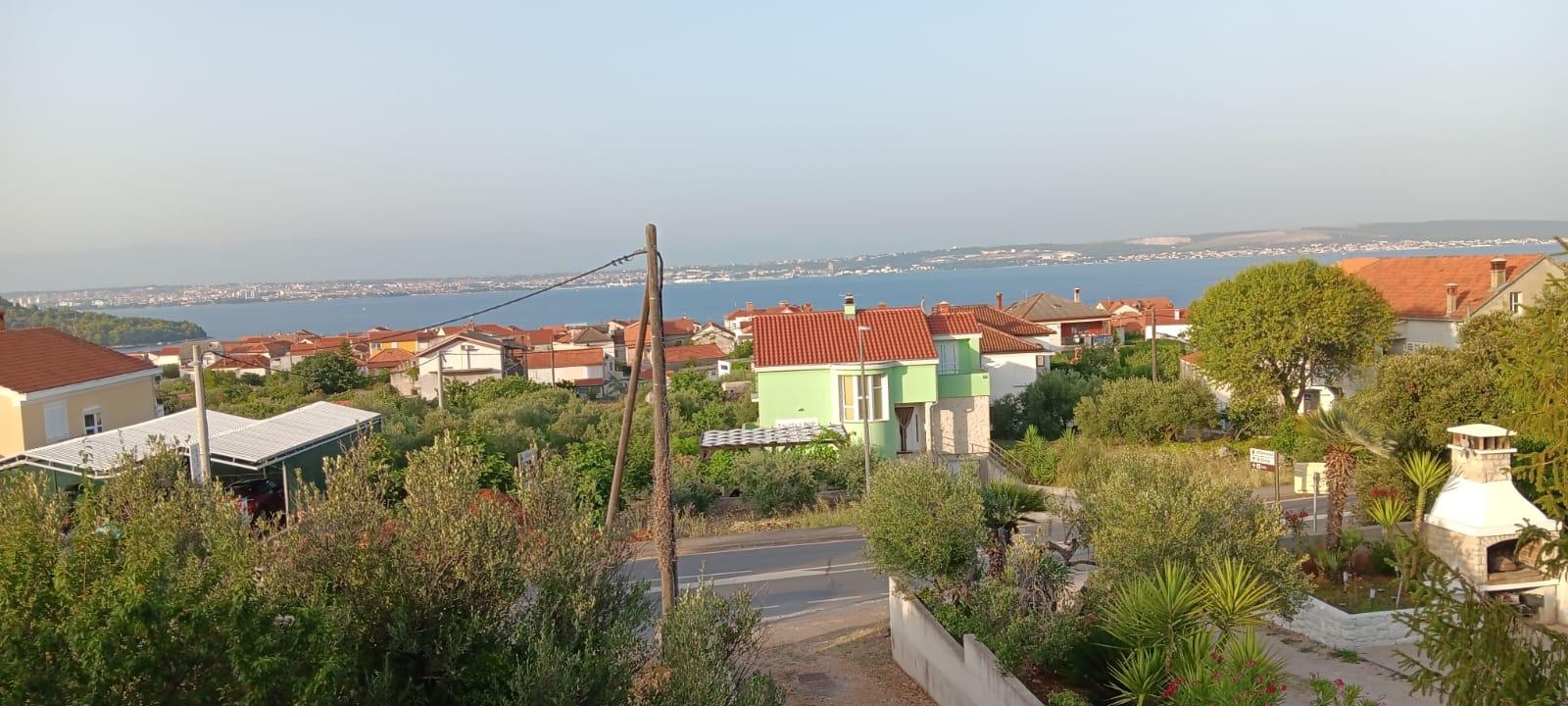 Three bedroom apartment with terrace and sea view Kali, Ugljan  A-a