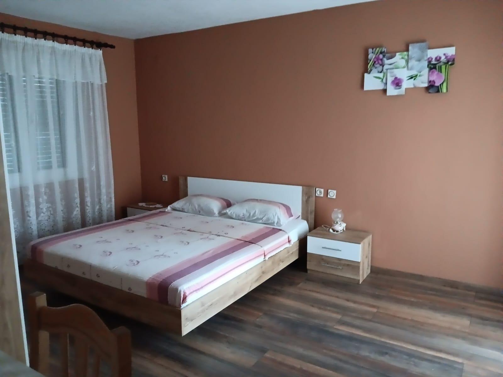 Three bedroom apartment with terrace and sea view Kali, Ugljan  A-a