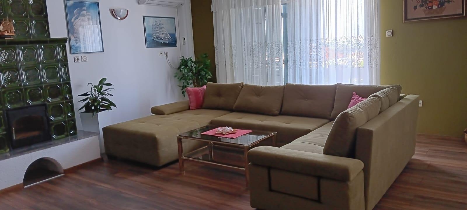 Three bedroom apartment with terrace and sea view Kali, Ugljan (A-11020-a)