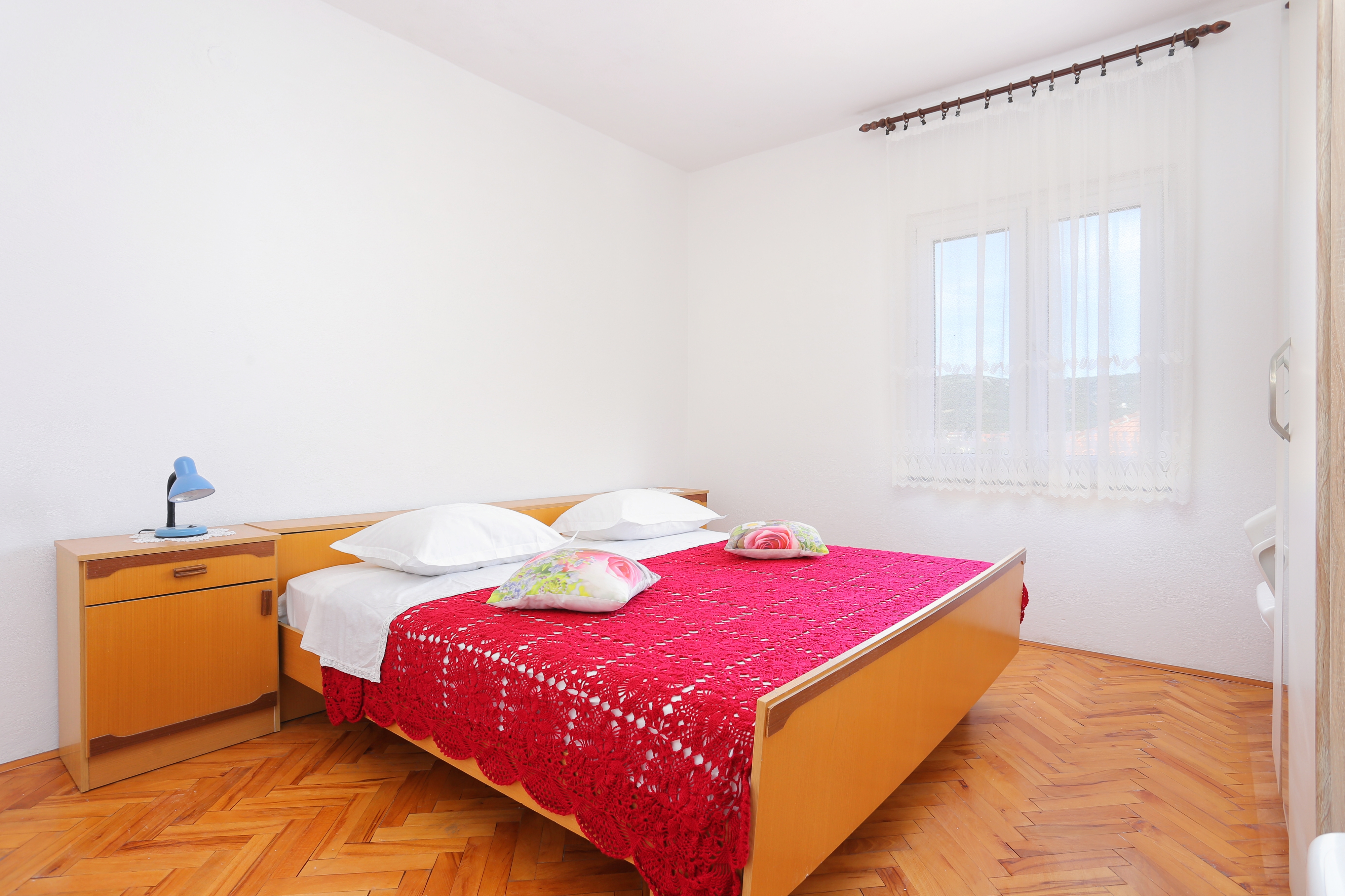 Two bedroom apartment with air-conditioning Vinišće, Trogir  A-a