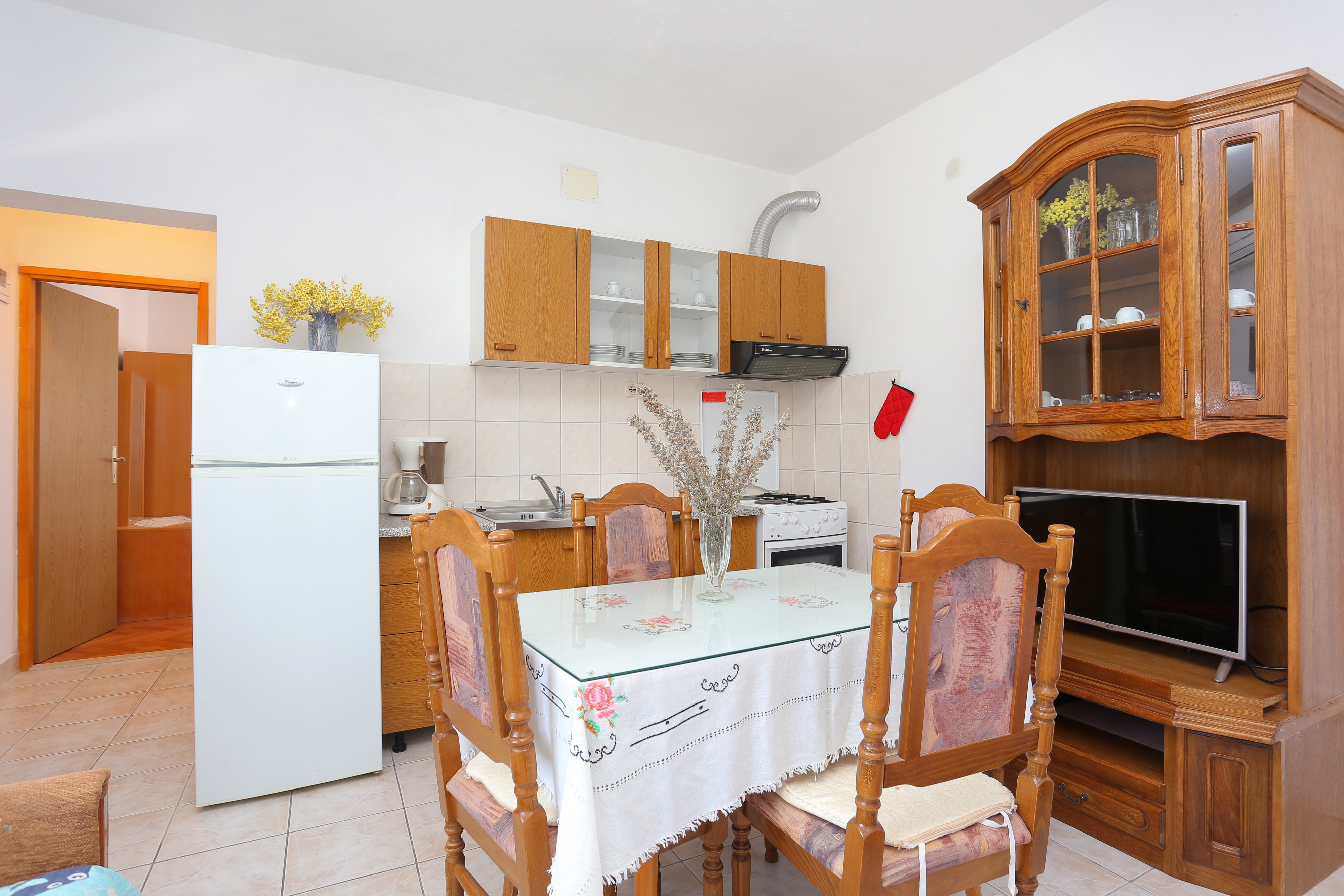 One bedroom apartment with air-conditioning Vinišće, Trogir  A-b