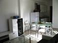 Dining room Rogač, Dining room in the apartment, dopusteni kucni ljubimci i WIFI.