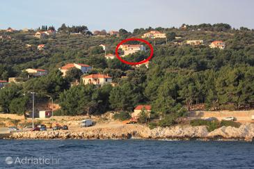 Property Rogač, Šolta, Property 11037 - Apartments with pebble beach.