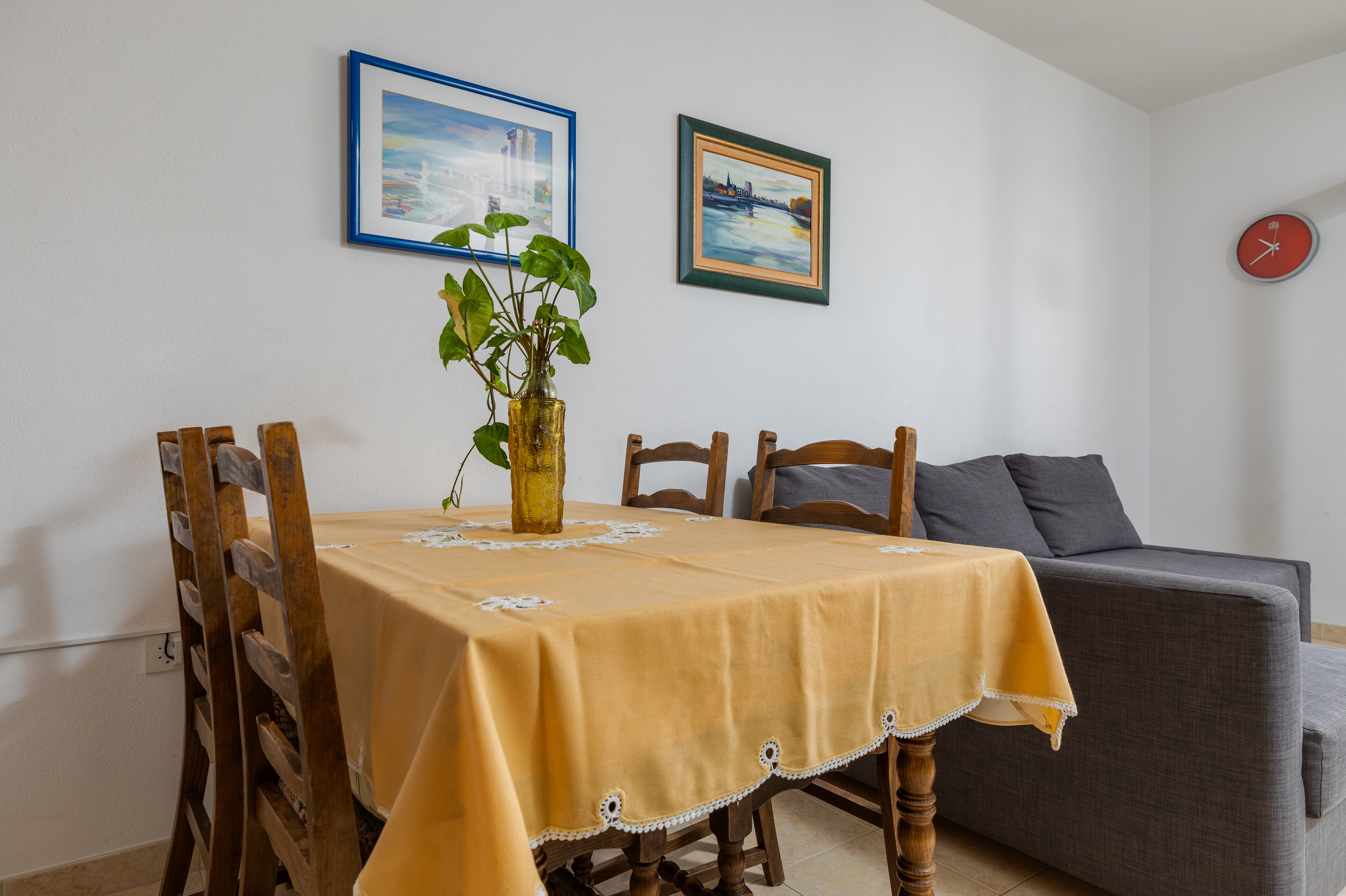 Top Omiš Mimice Top Omiš Mimice