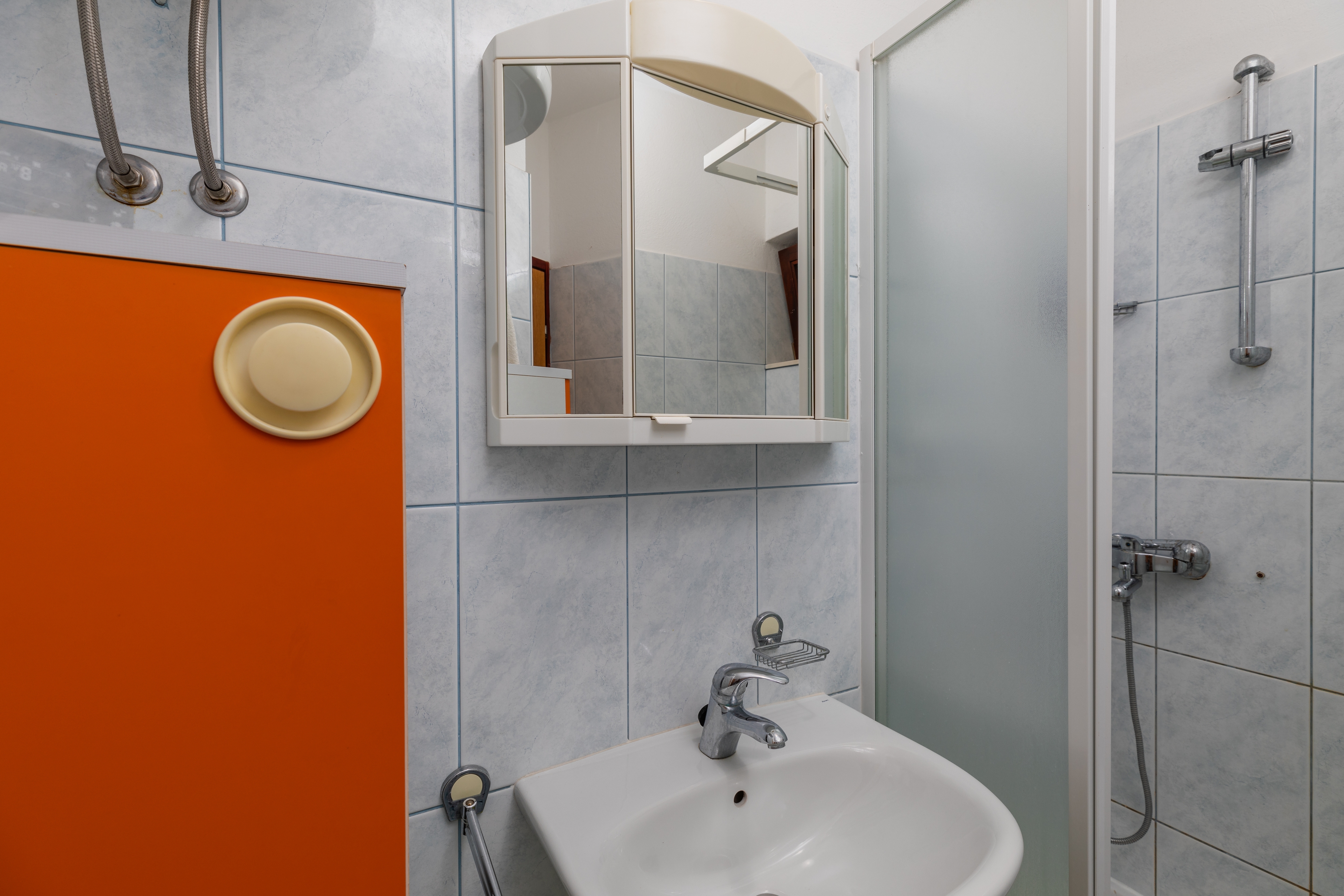 One bedroom apartment with balcony and sea view Mimice, Omiš  A-b