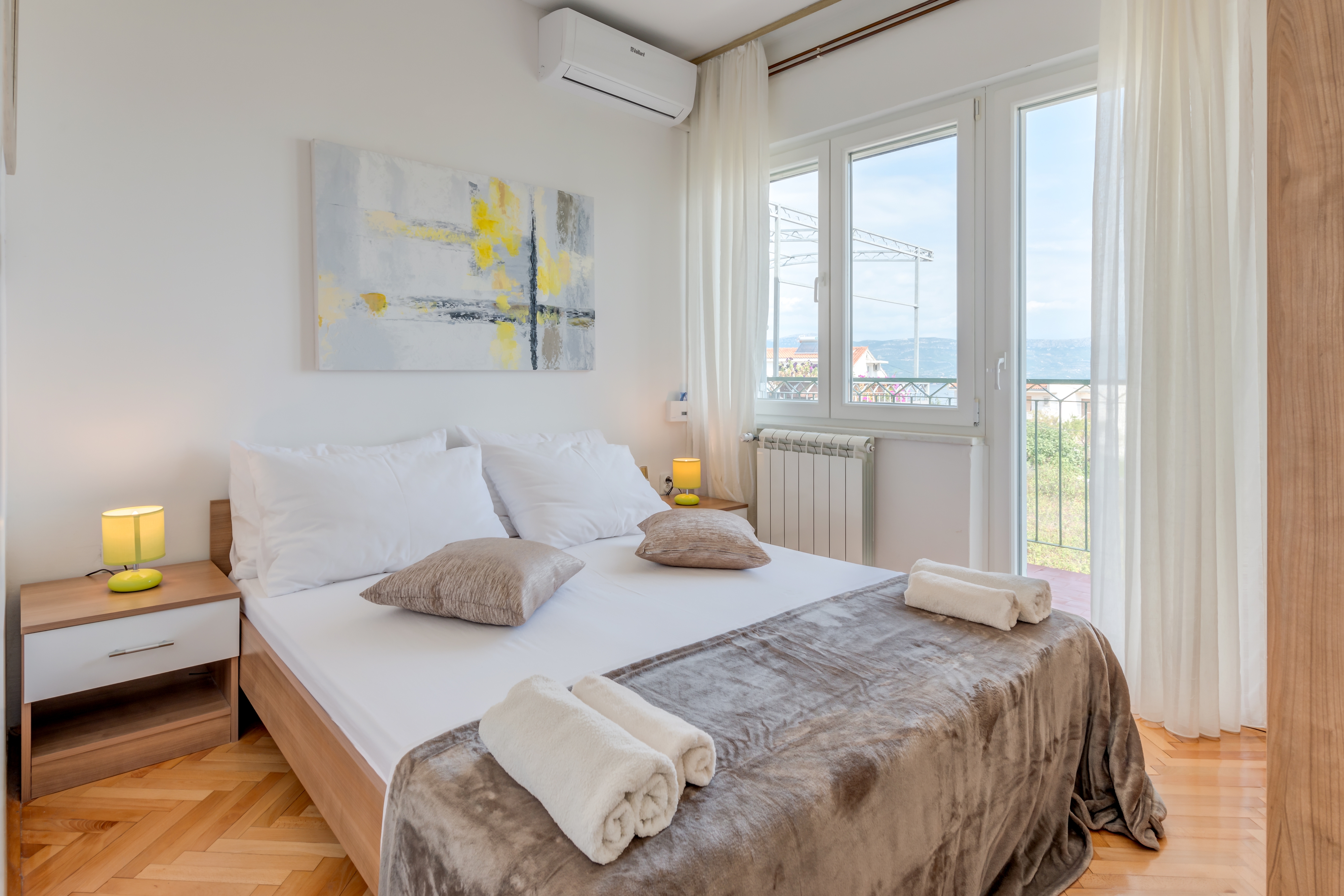 Two bedroom apartment with terrace and sea view Slatine, Čiovo  A-a