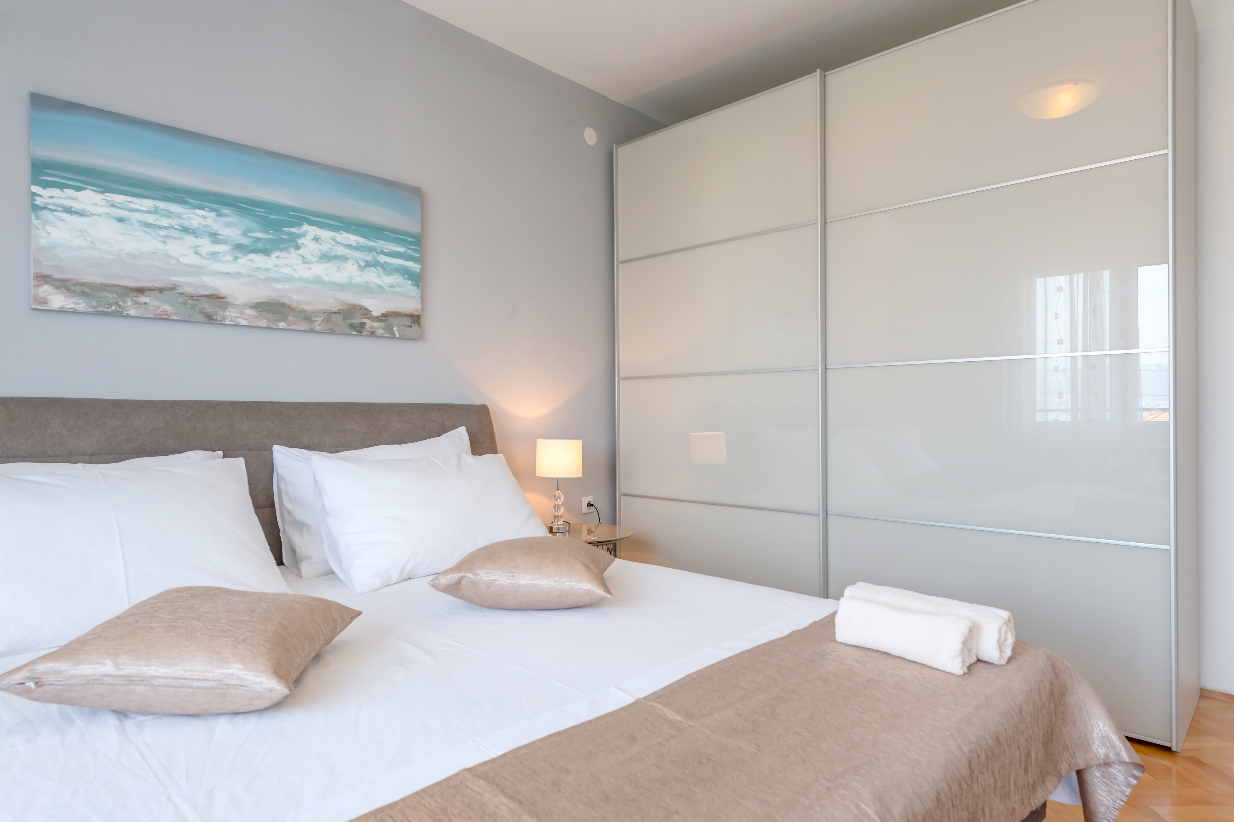 Two bedroom apartment with terrace and sea view Slatine, Čiovo  A-a