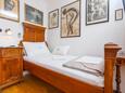 Makarska, Bedroom in the room, air condition available, (pet friendly) and WiFi.