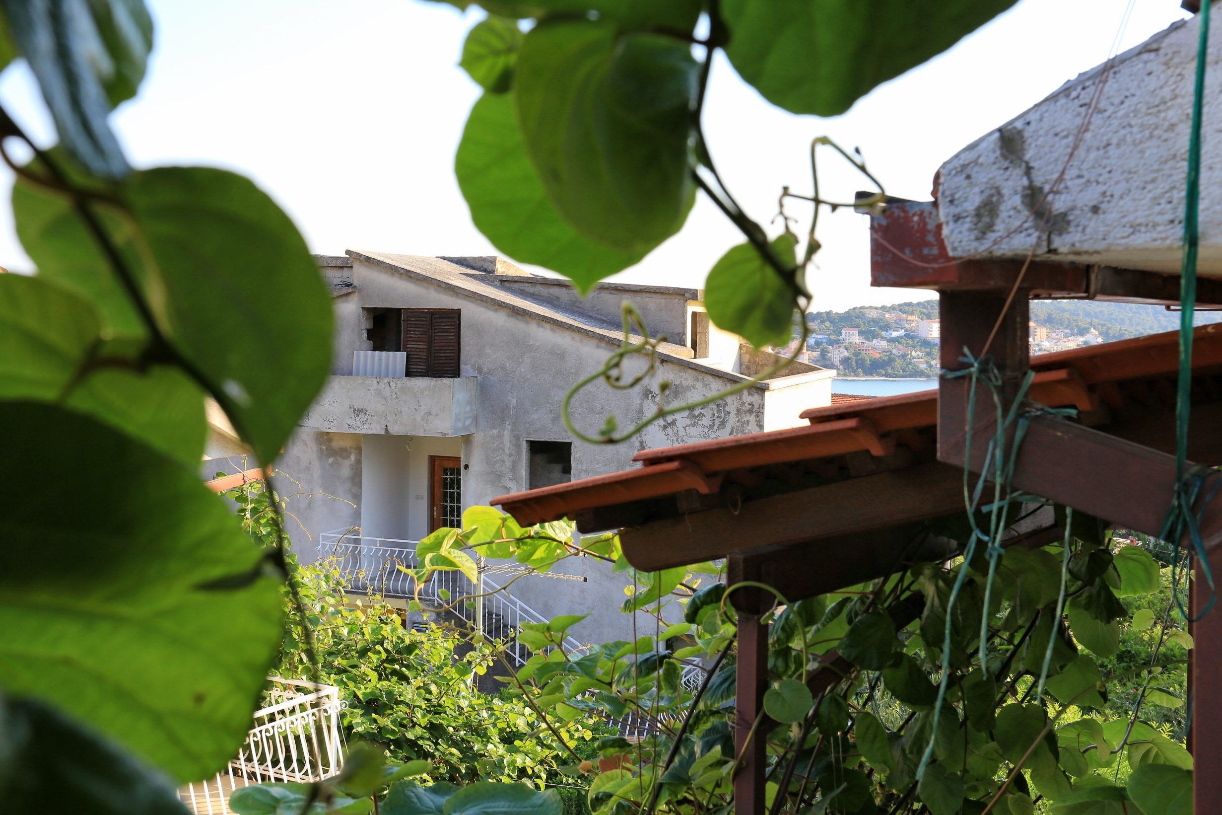 One bedroom apartment with terrace Okrug Gornji, Čiovo  A-b