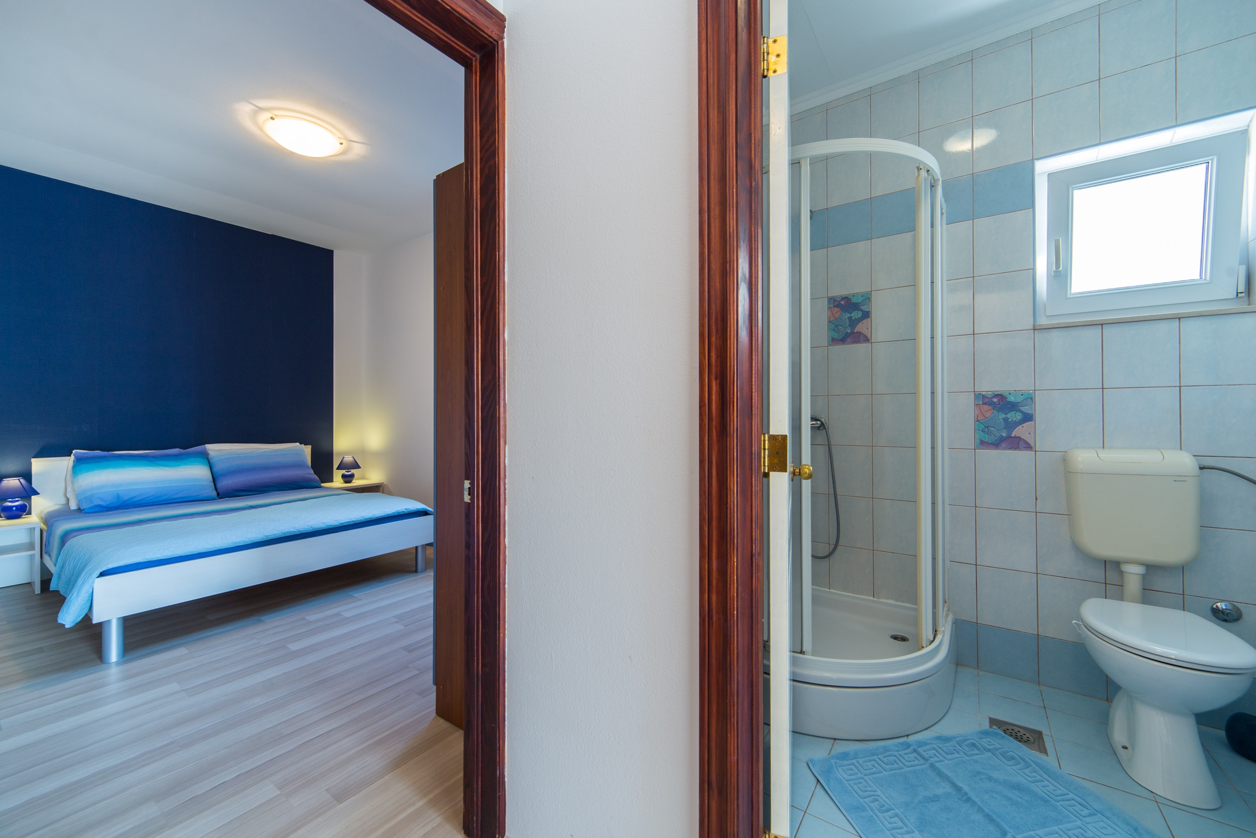 One bedroom apartment near beach Brist, Makarska  A-a