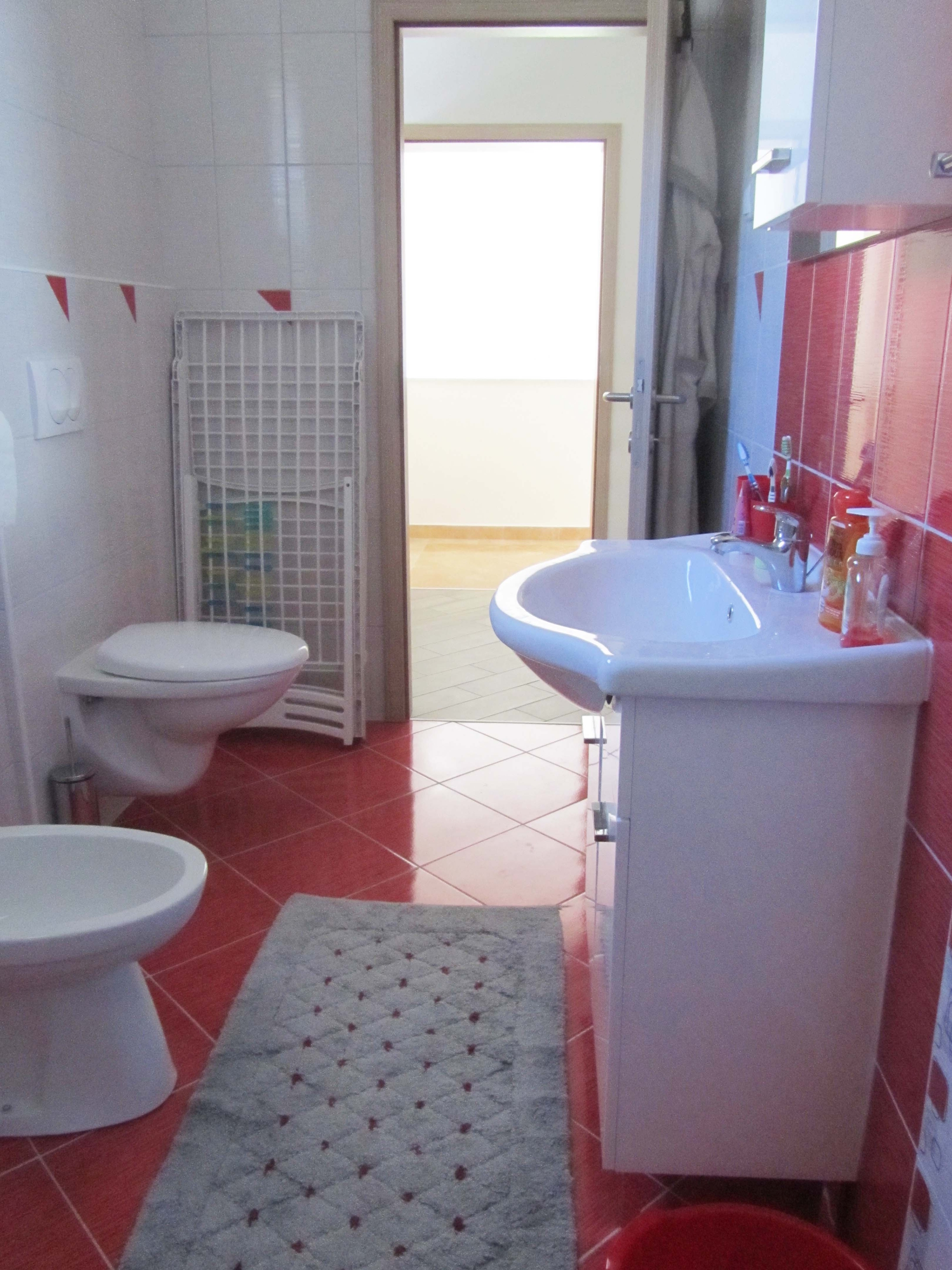 Two bedroom apartment with terrace and sea view Banjol, Rab  A-b