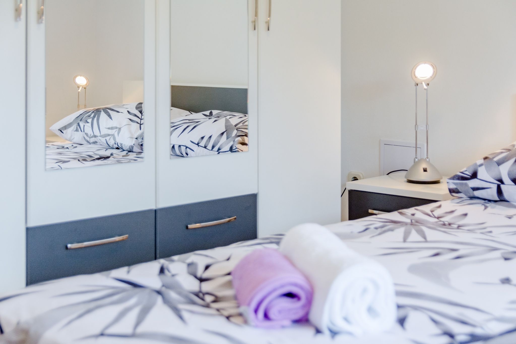 One bedroom apartment with terrace Milna, Brač  A-b