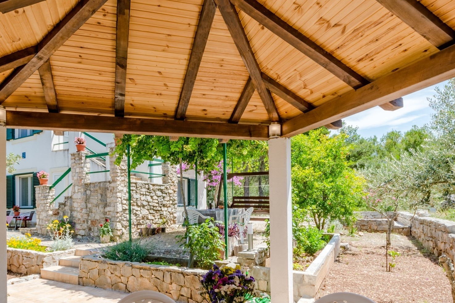 One bedroom apartment with terrace Milna, Brač  A-b