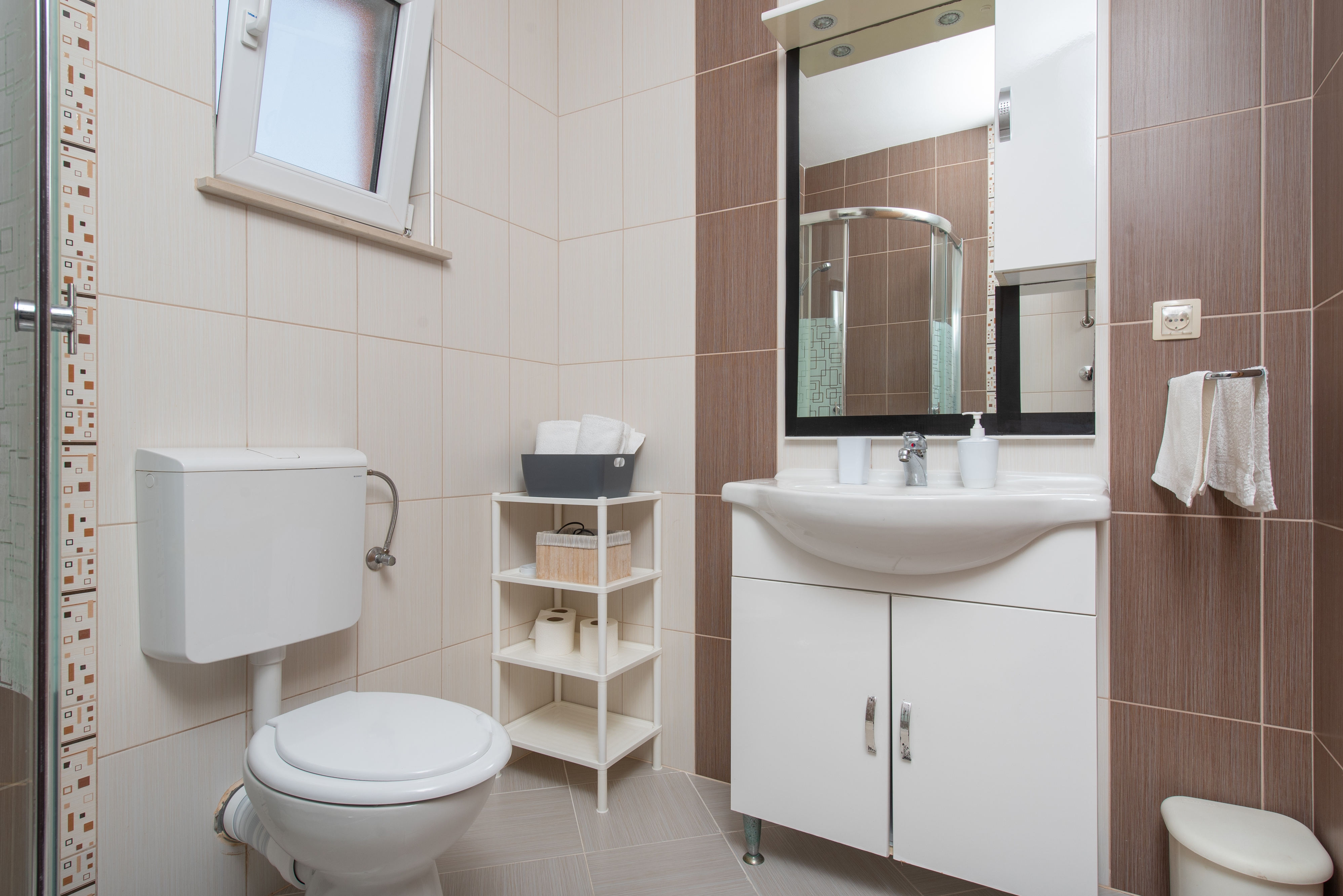 Two bedroom apartment with terrace and sea view Poljica, Trogir  A-a