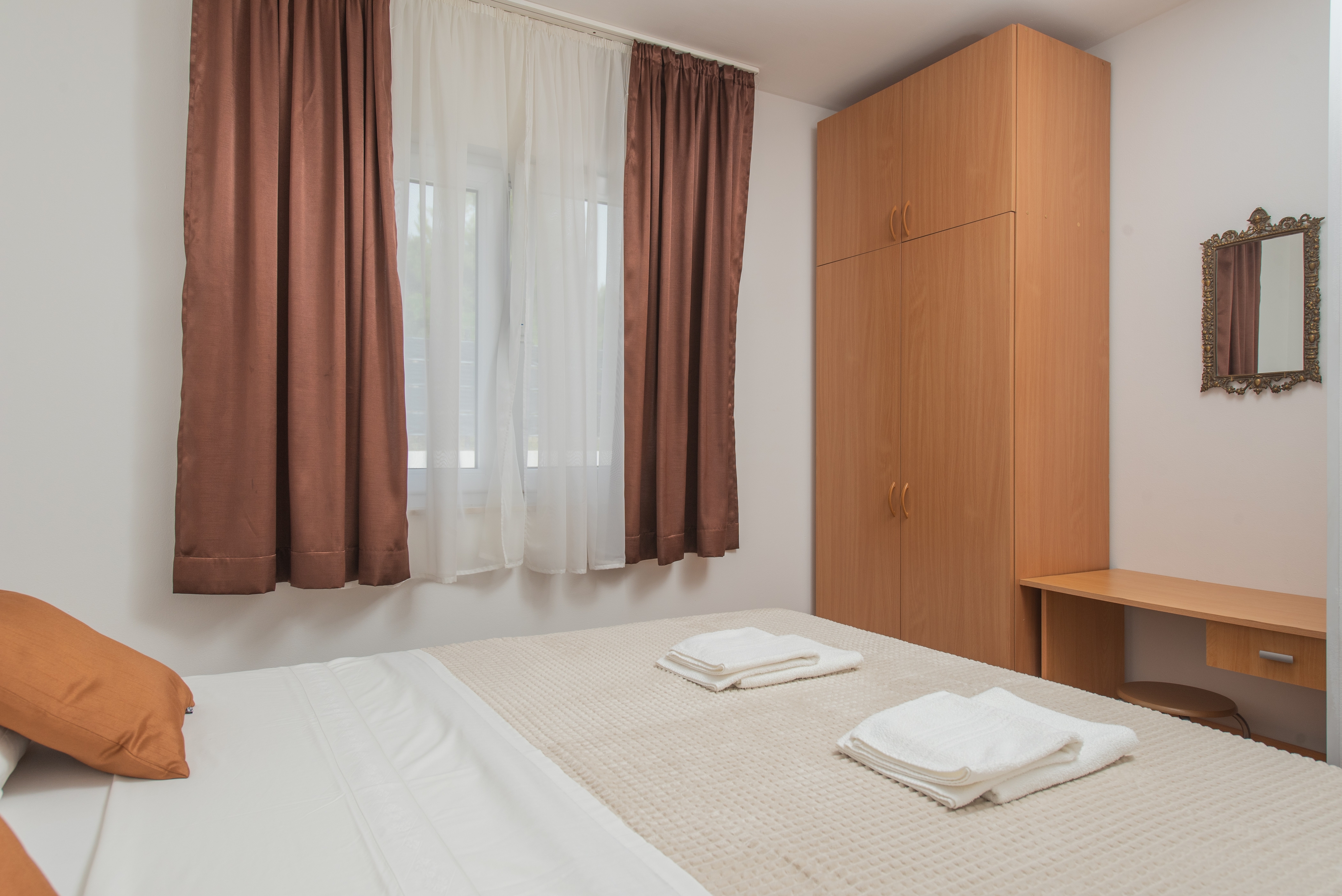 Two bedroom apartment with terrace and sea view Poljica, Trogir  A-a