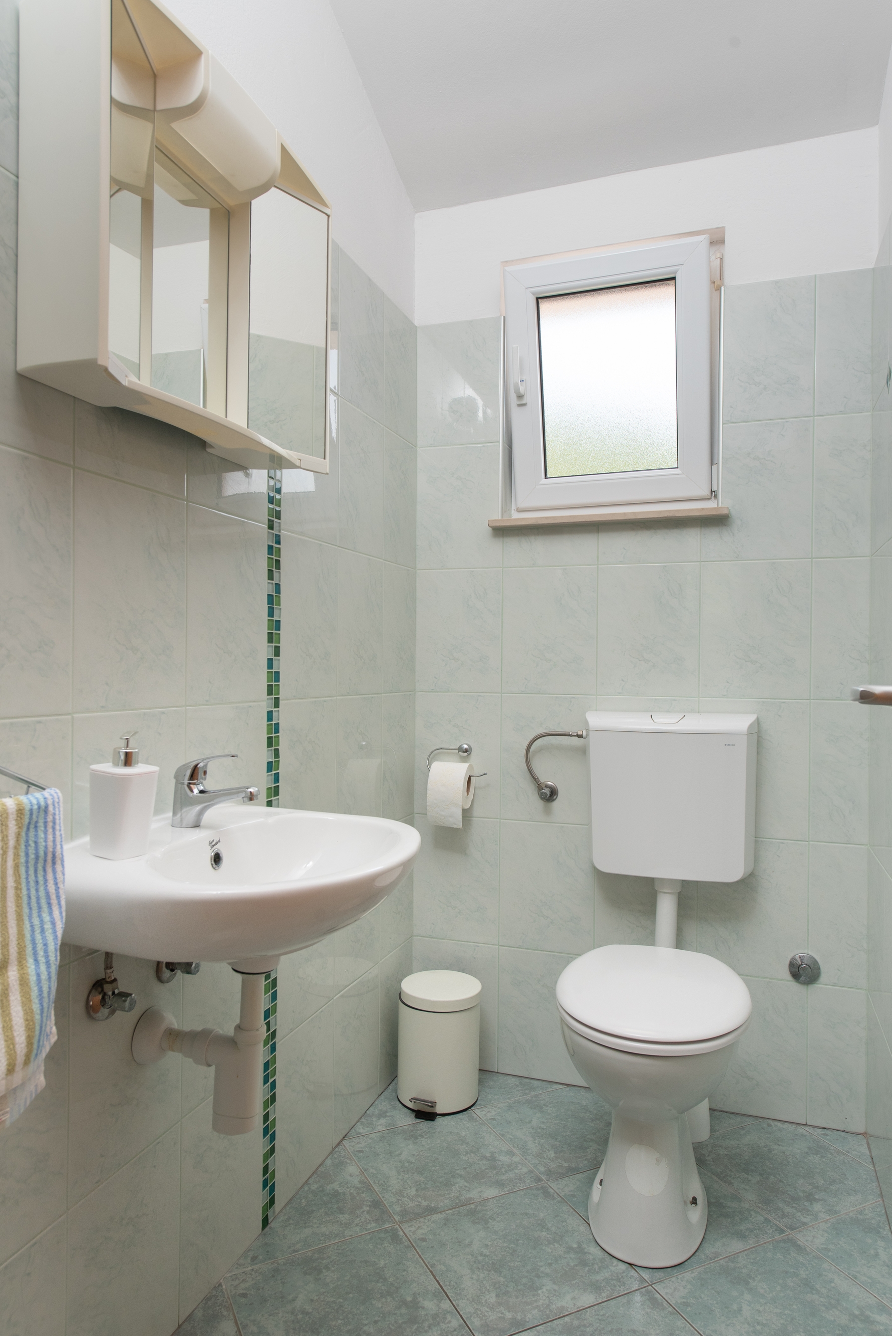 Two bedroom apartment with terrace and sea view Poljica, Trogir  A-b