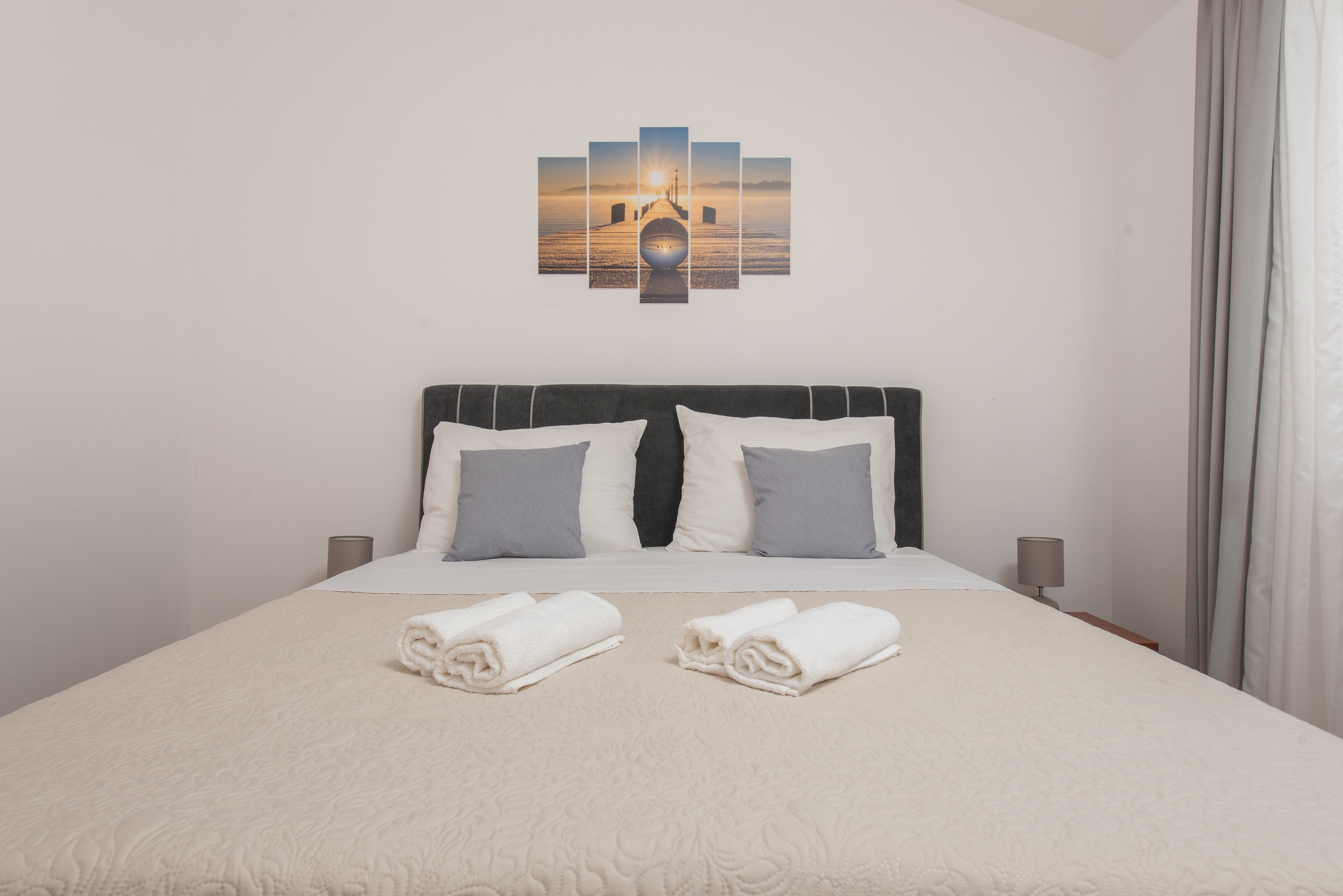 Two bedroom apartment with terrace and sea view Poljica, Trogir  A-b