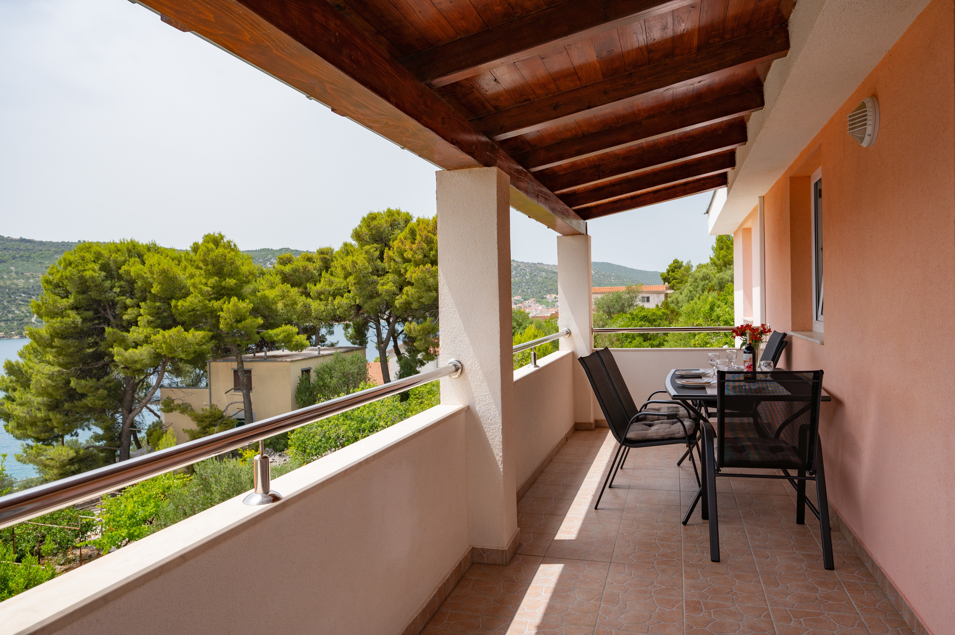 Two bedroom apartment with terrace and sea view Poljica, Trogir  A-b