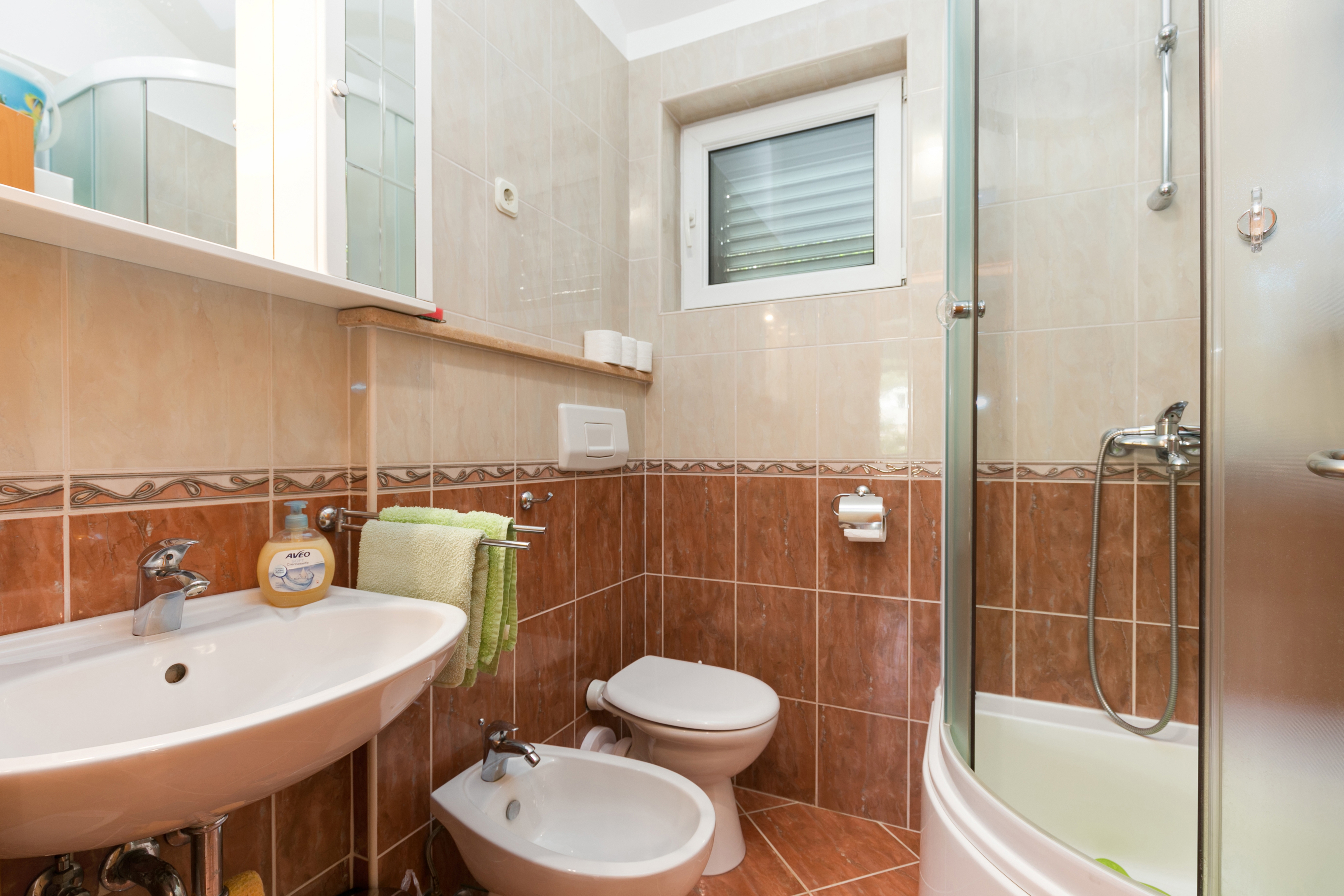 Two bedroom apartment near beach Cove Donja Kruščica - Donja Krušica, Šolta  A-a