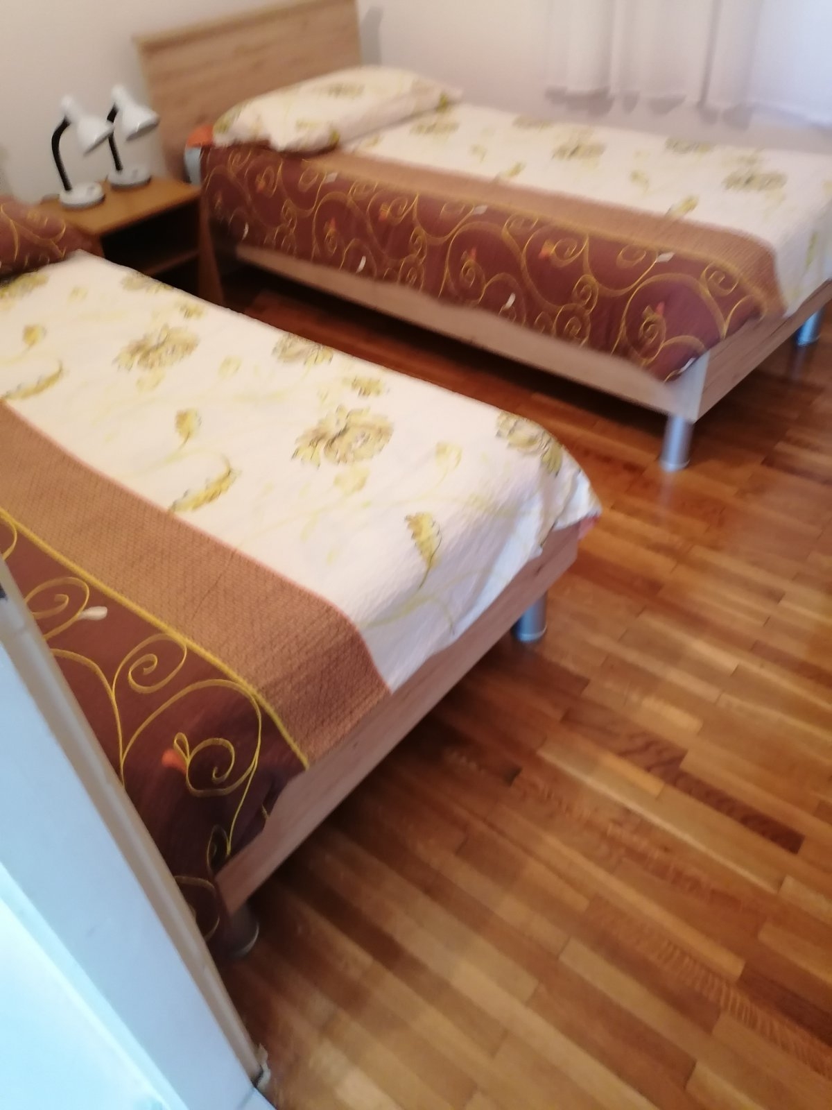 Dvosobni apartman uz plažu Rogoznica  A-b