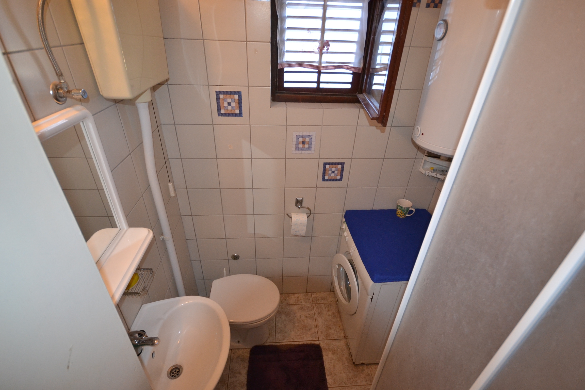 Two bedroom apartment with terrace and sea view Postira, Brač  A-a