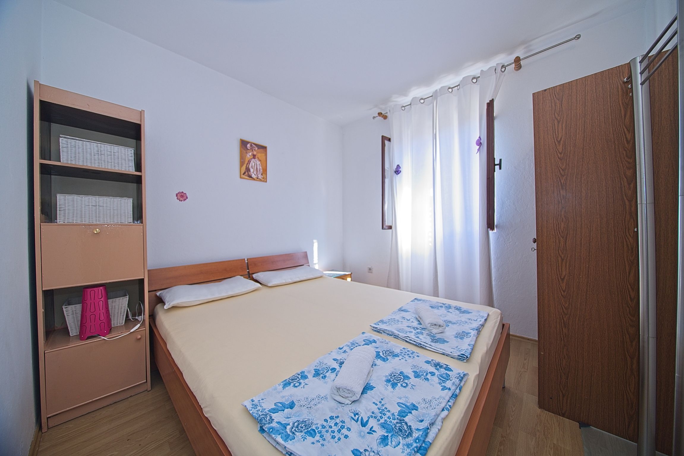 Two bedroom apartment with terrace and sea view Postira, Brač  A-a