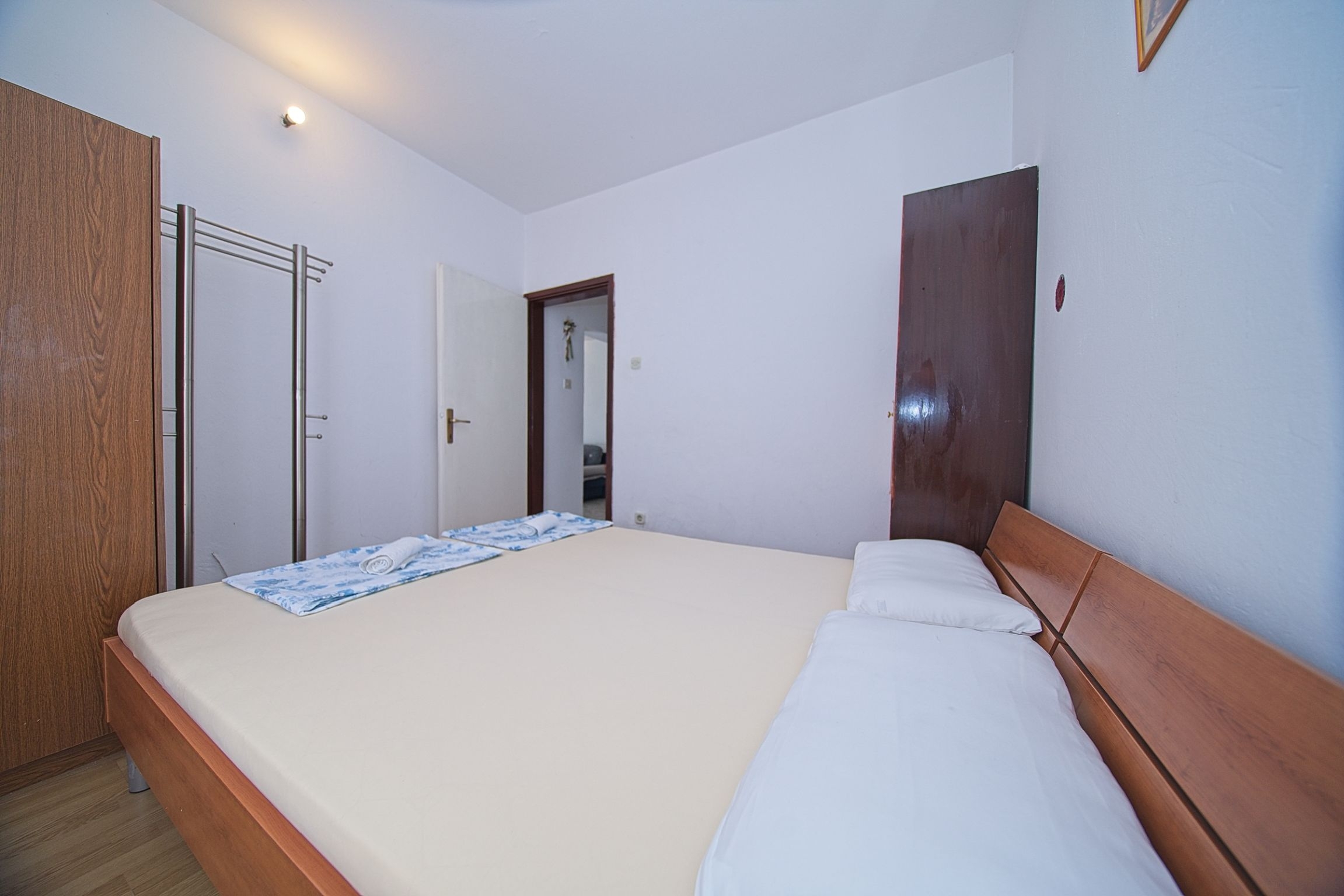 Two bedroom apartment with terrace and sea view Postira, Brač  A-a