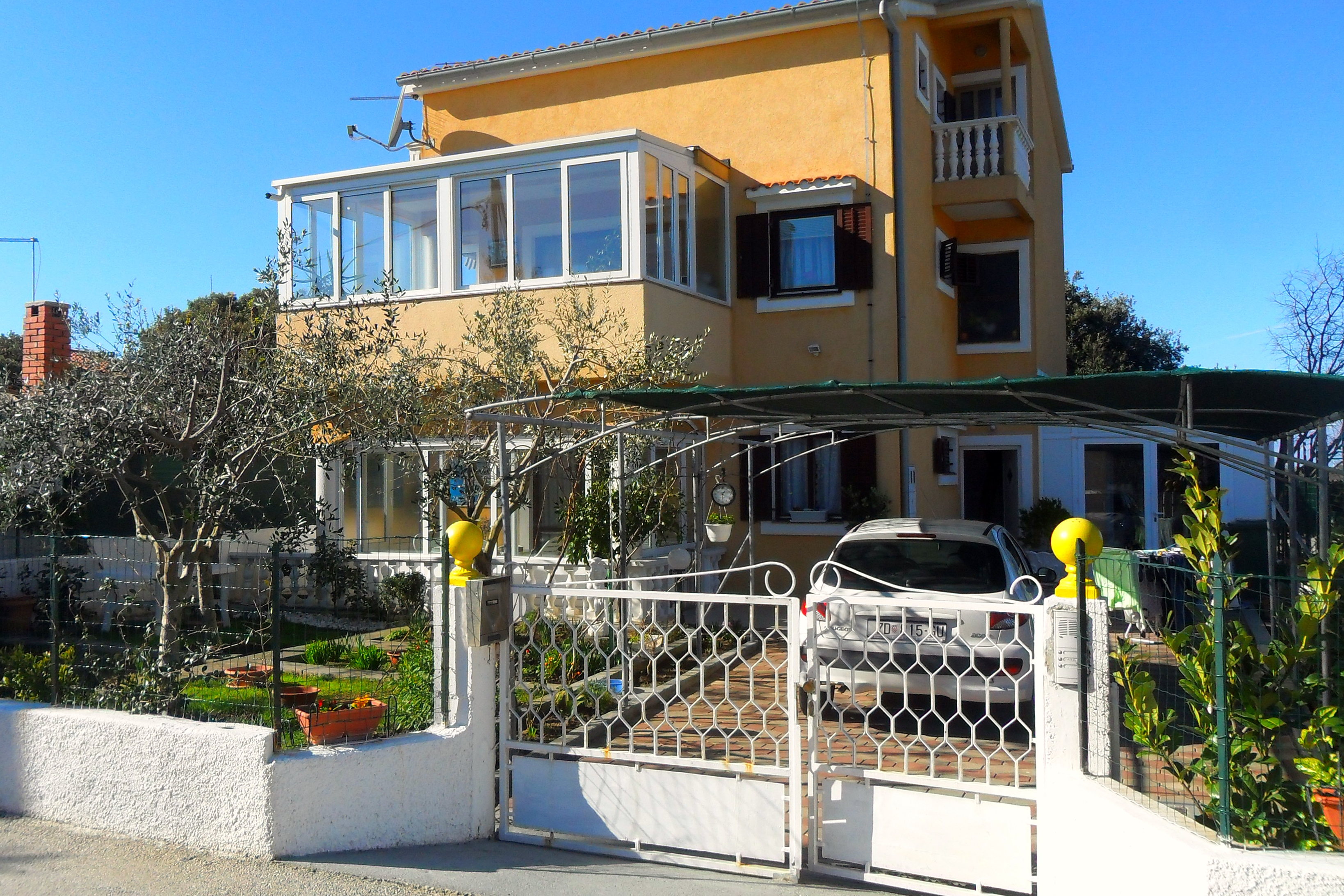 One bedroom apartment with balcony and sea view Kožino, Zadar (A-11169-a)