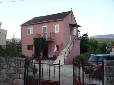 Property Vrboska, Hvar, Property 11178 - Apartments with rocky beach.